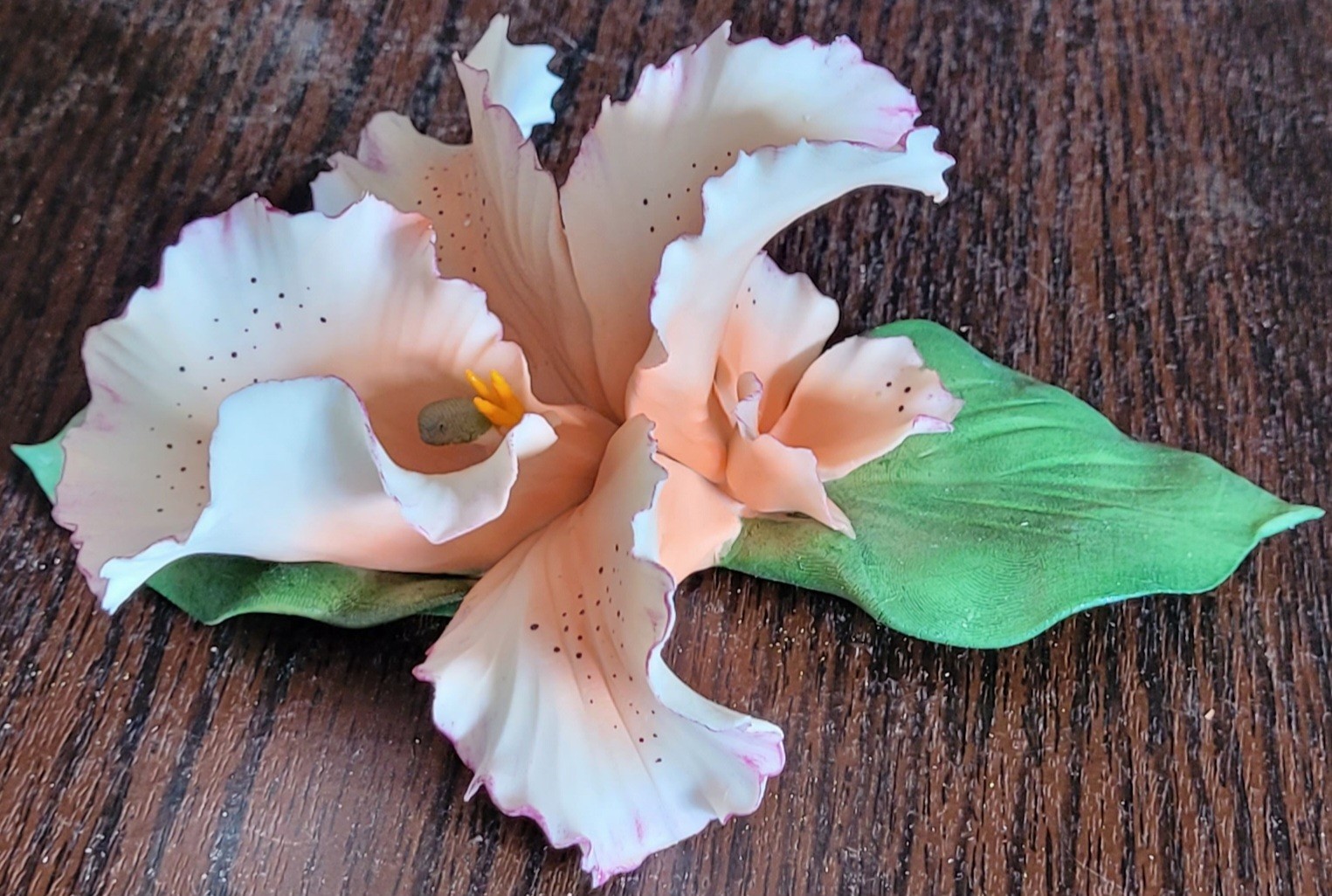 Vintage Capodimonte Porcelain Flower Peach Puple White Handpainted