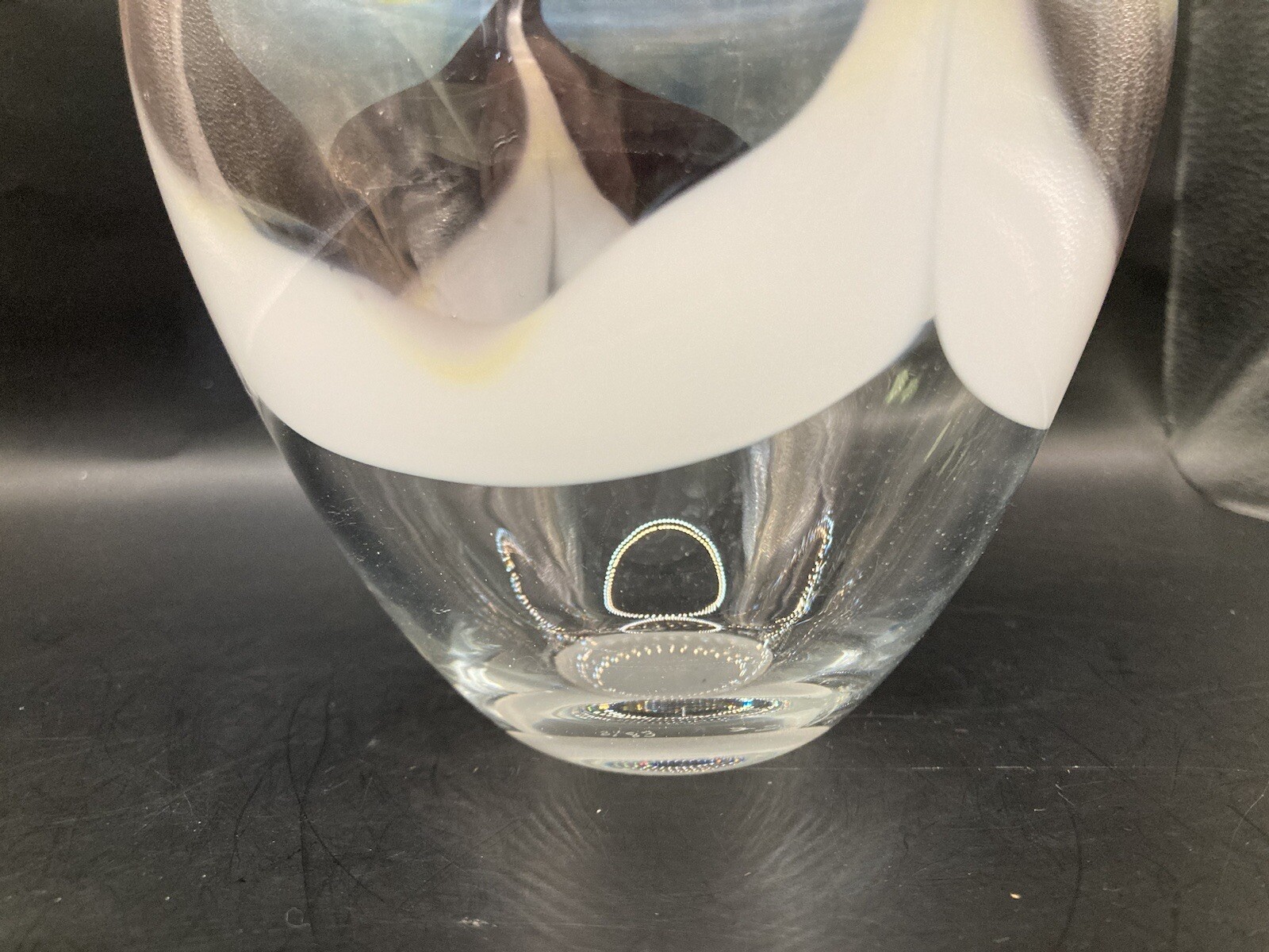 DAVID R BOUTIN Signed Studio Art Glass Hand Blown Vase Vtg Rainbow Glassworks