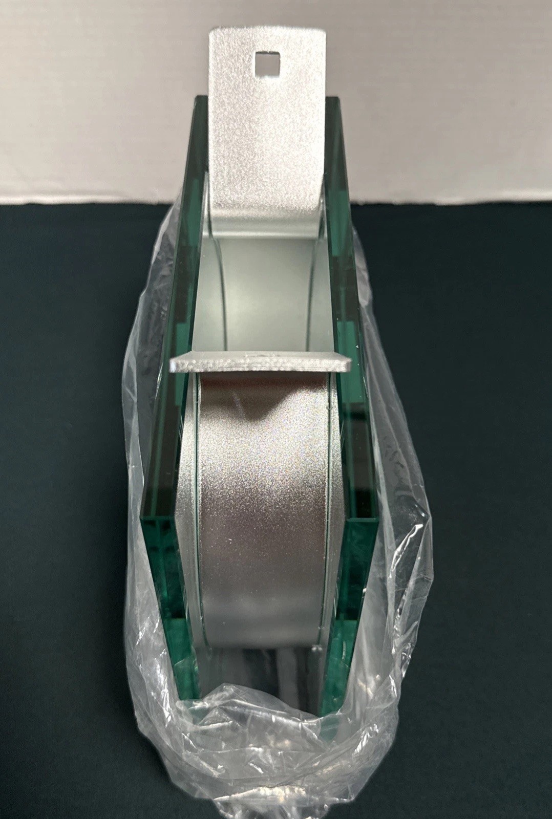 Peter Hewitt for MOMA 9” Large Ribbon Vase – Museum Of Modern Art – Glass NIB