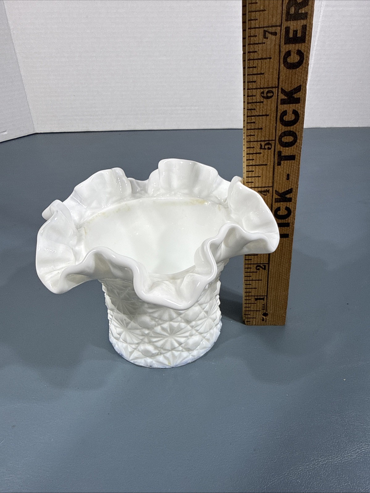 Vintage Fenton Milk Glass Daisy & Button Ruffle Edge Top Hat Vase Planter