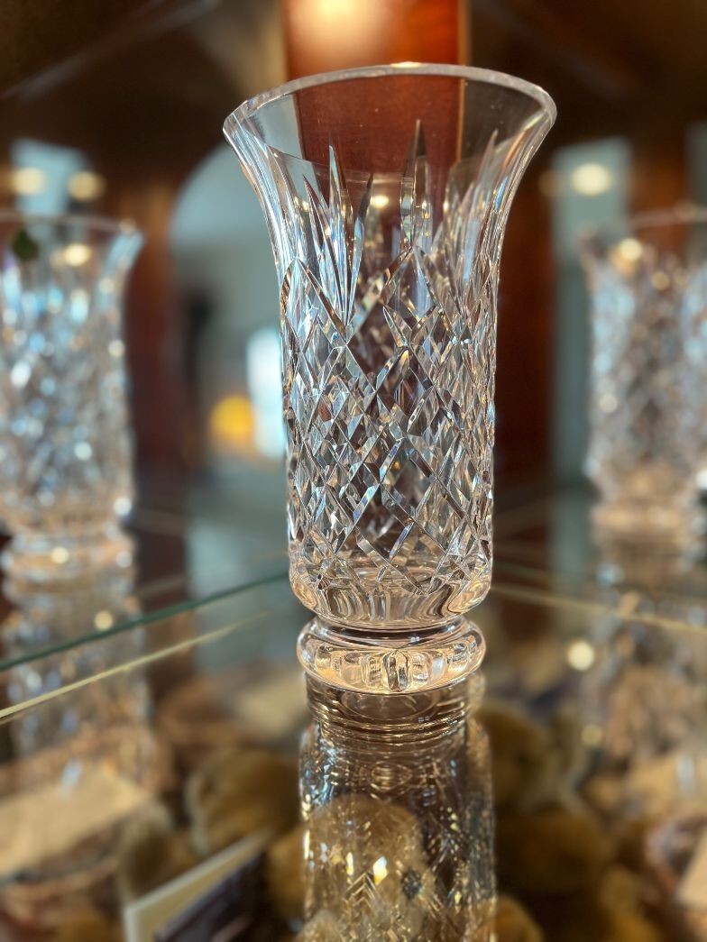WATERFORD CRYSTAL SIGNED “TOMMY DUNN 1993″ 8.5” FOOTED VASE WITH ORIGINAL BOX