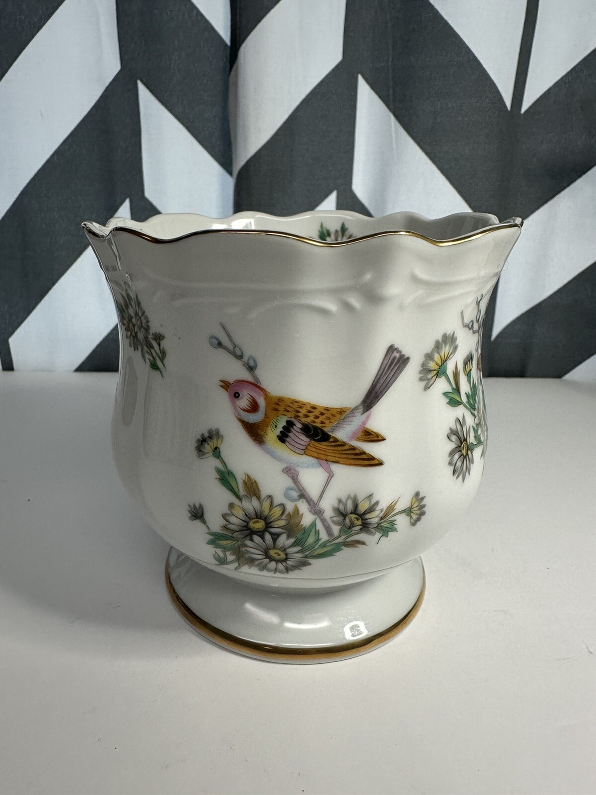 Lenwile Ardalt Hand Painted White Porcelain Vase Or Planter Made In Japan 7177.