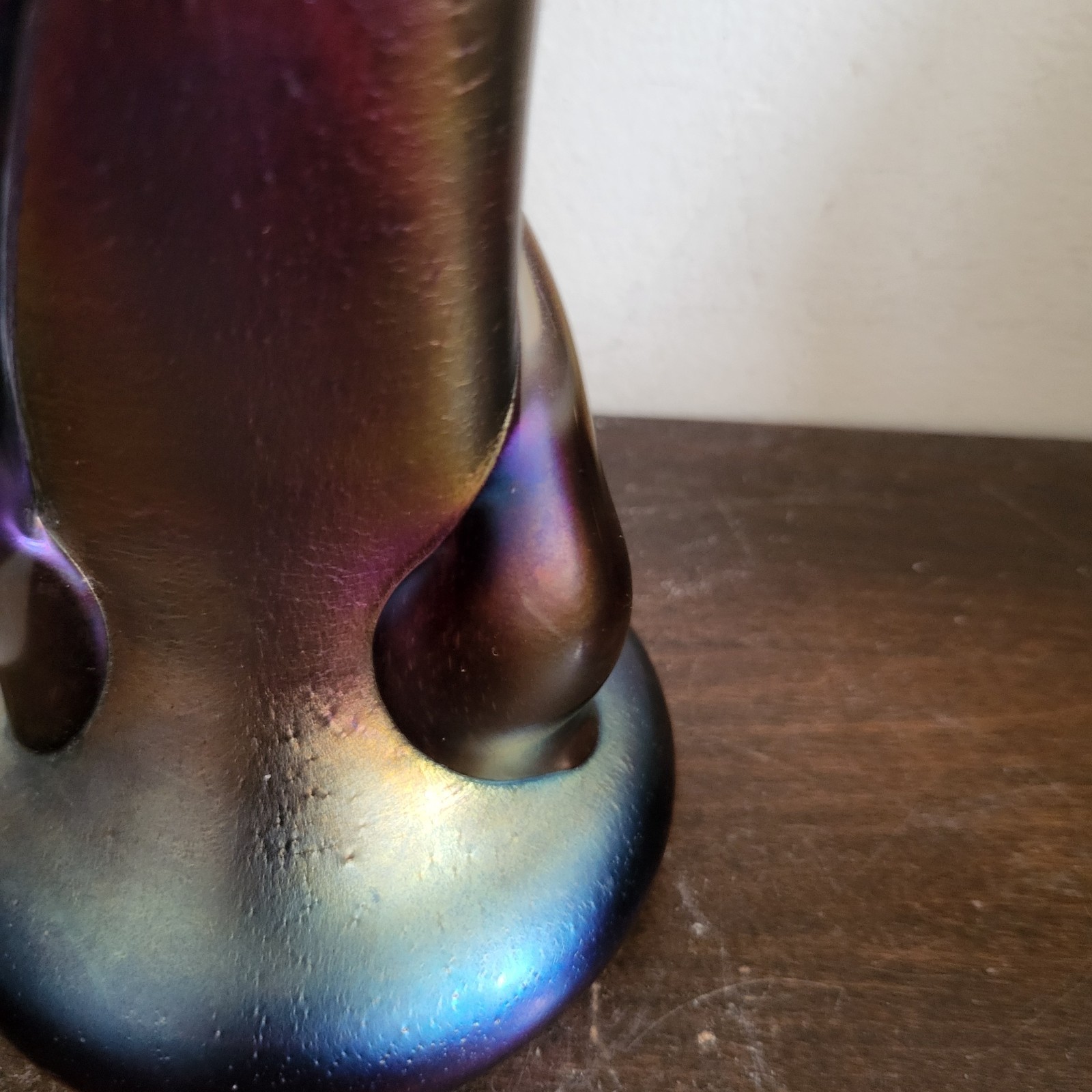 Zellique Studio Joseph Morel Hand Blown Iridescent Art Glass Vase 8″