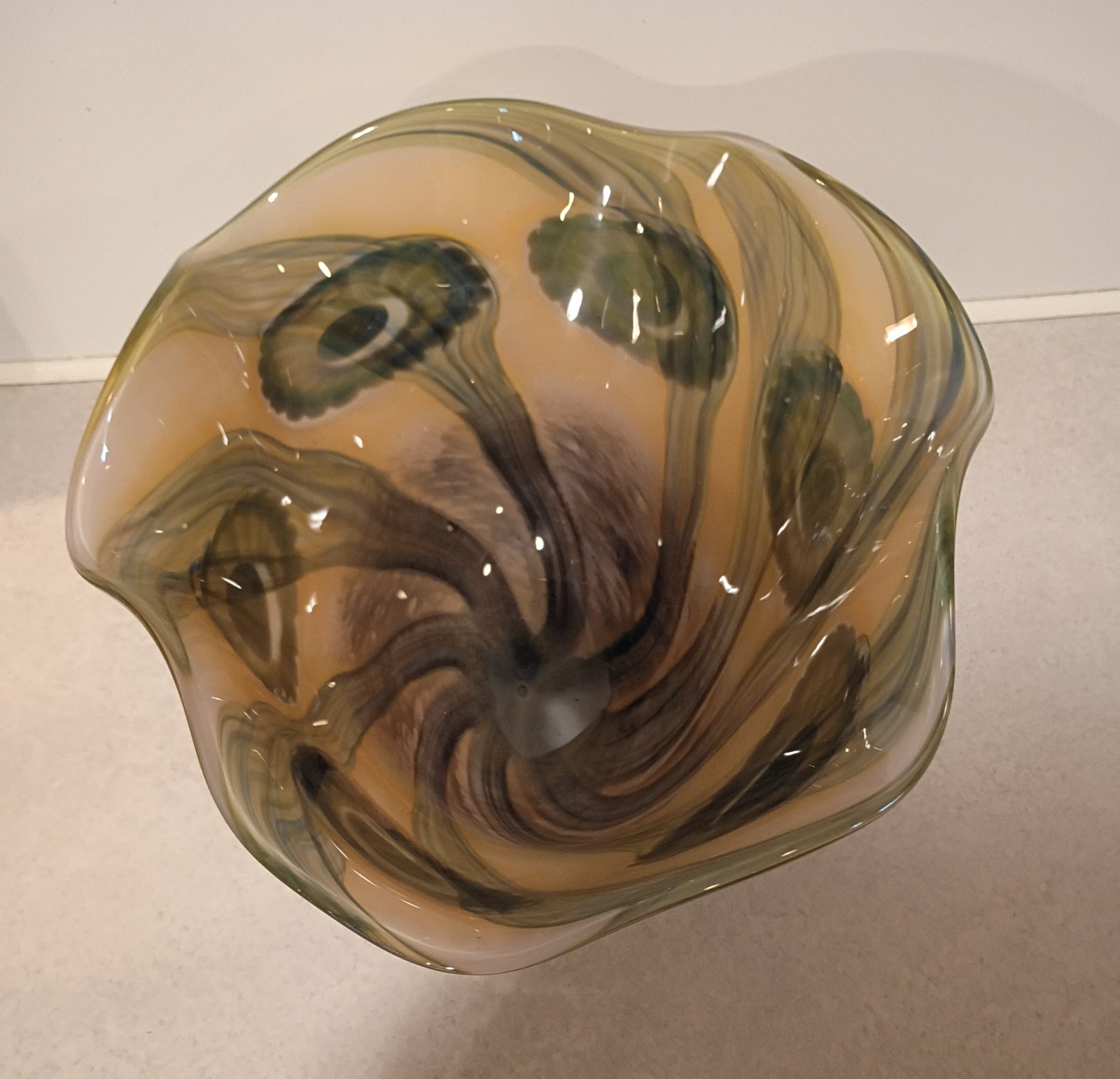 Large 2009 Signed Robert Eickholt Sea Flowers Art Glass Vase
