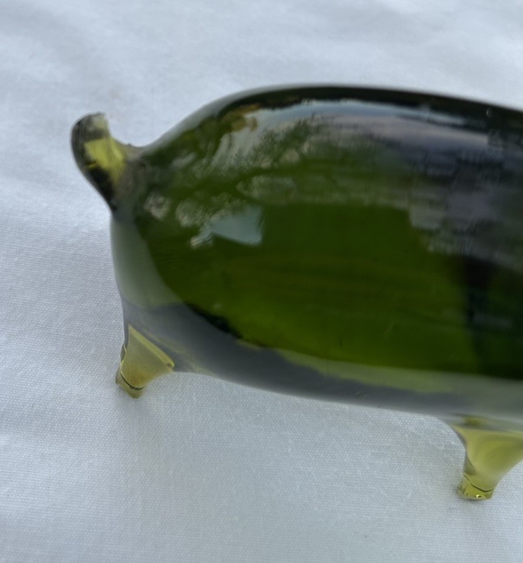 Vintage Hand Blown PILGRIM Art Glass Green Glass Pig 3.75” See Condition