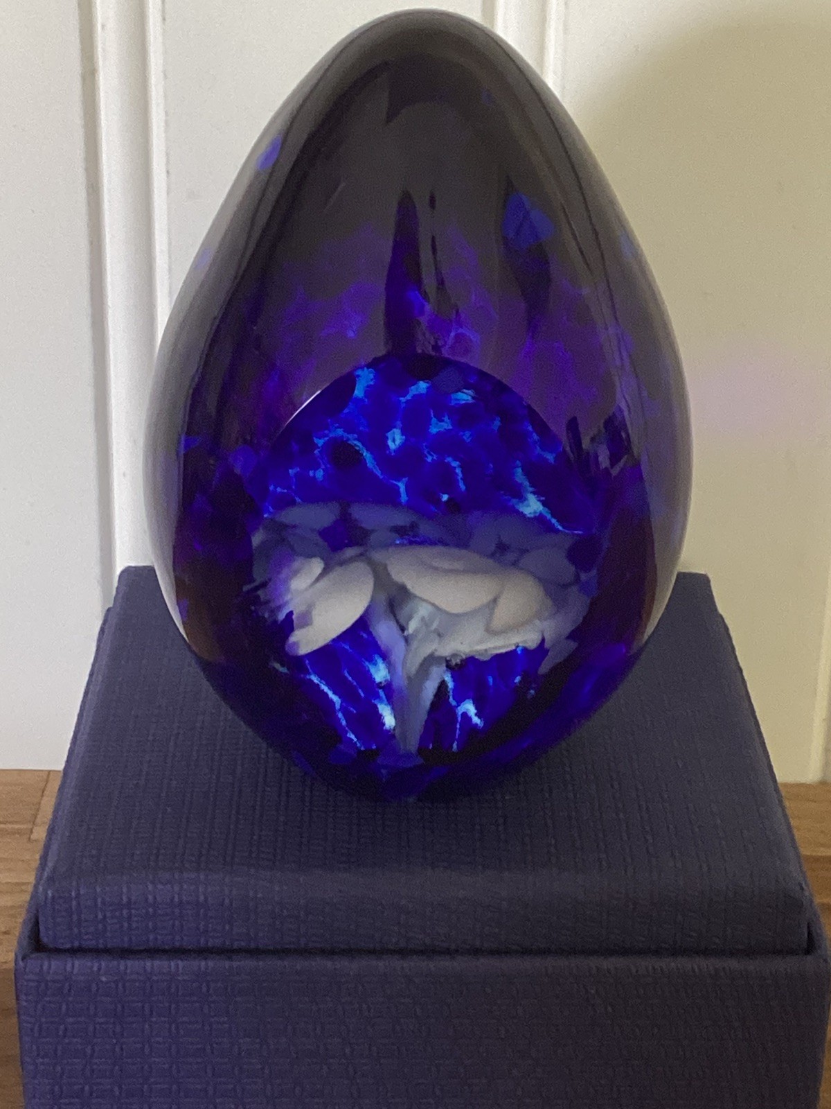 Vintage Art Studio Glass Blue Lily Easter Egg Shape Paperweight 3 1/2″