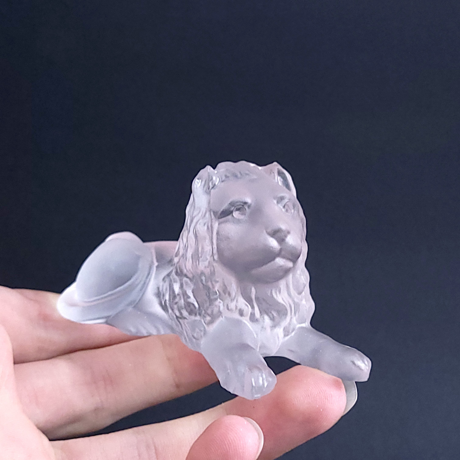 Art Glass Crystal Lion Art Deco Collectible Glass Animal Figurine