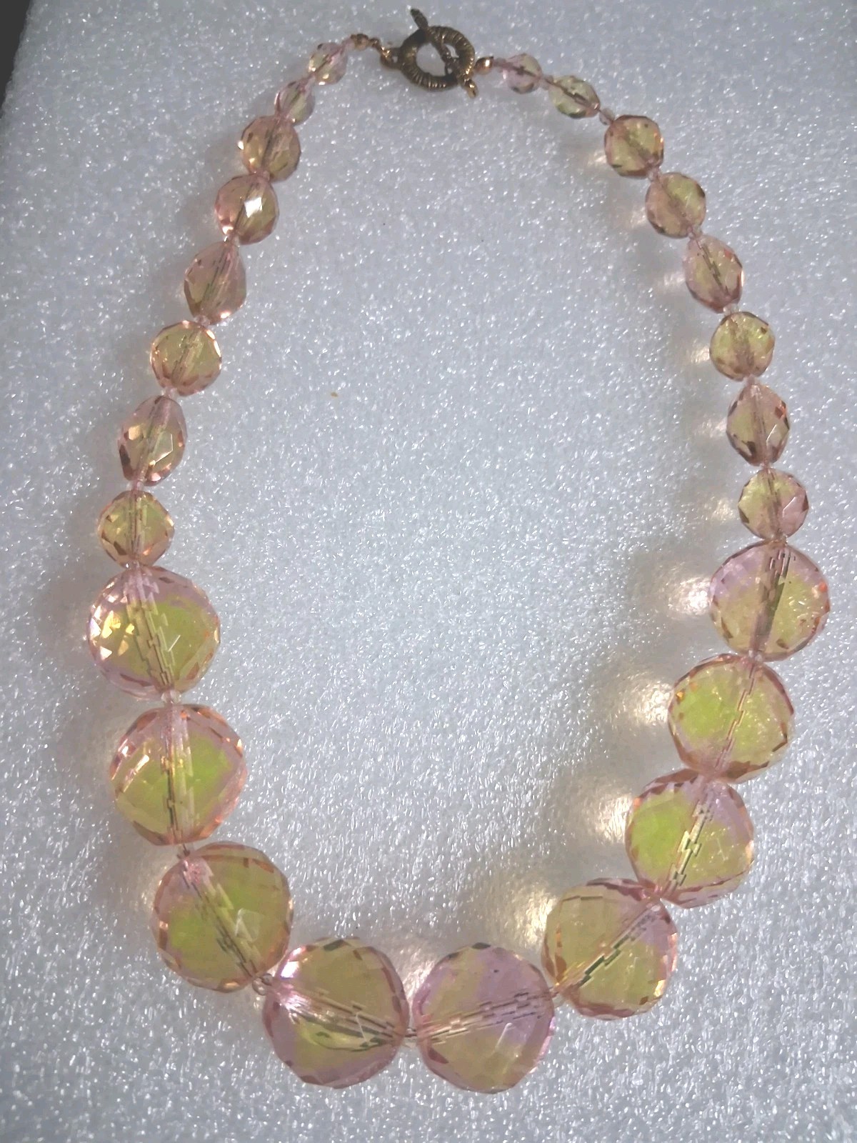 Pink & Yellow Vaseline Glass Necklace 18 1/2″ Pink/ Yellow/Lemonade