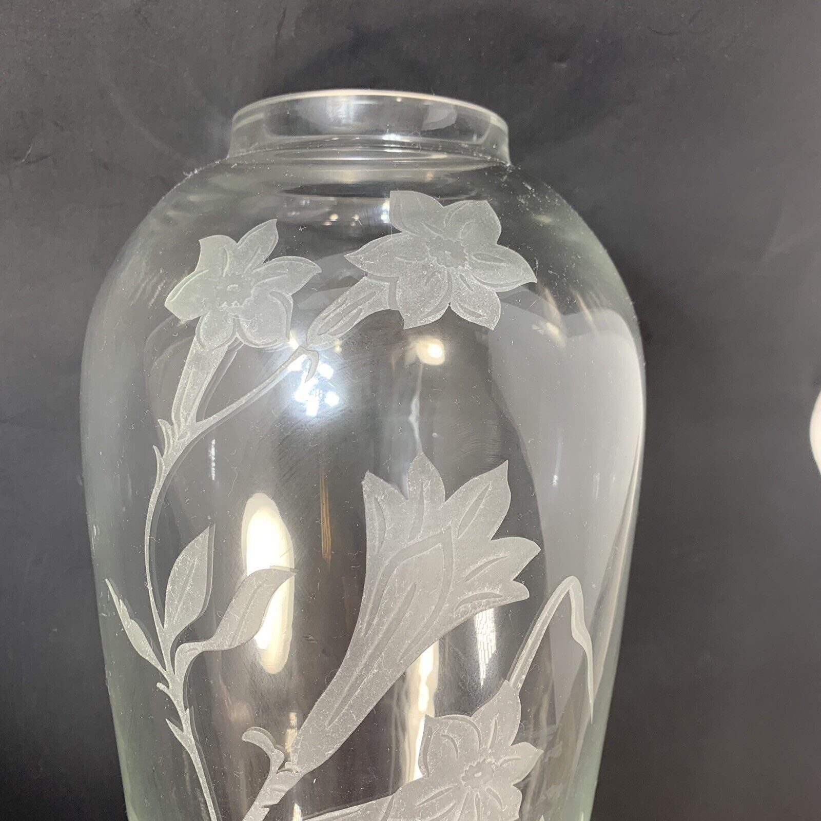 Gorham Crystal Botanical Garden Vase 12 in tall Clear Glass Etched Day Lily