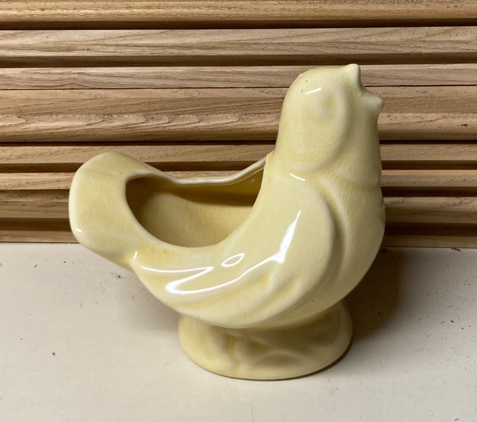 Vintage Nelson McCoy Art Pottery Small Singing Robin Bird Planter Yellow 4 1/4″