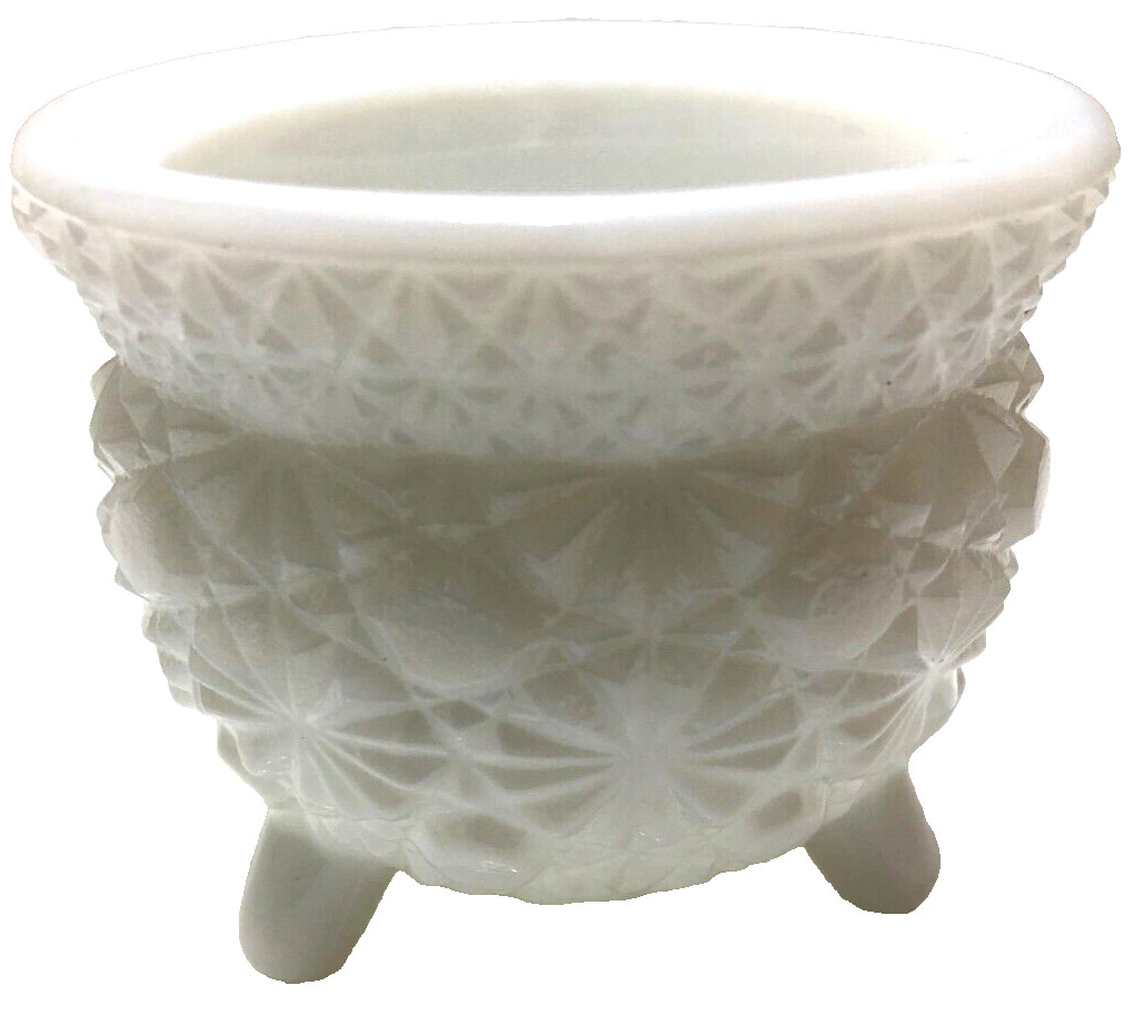 Vintage Fenton Glass Cauldron Candle Holder Daisy Button White Milk Glass 3-Toed