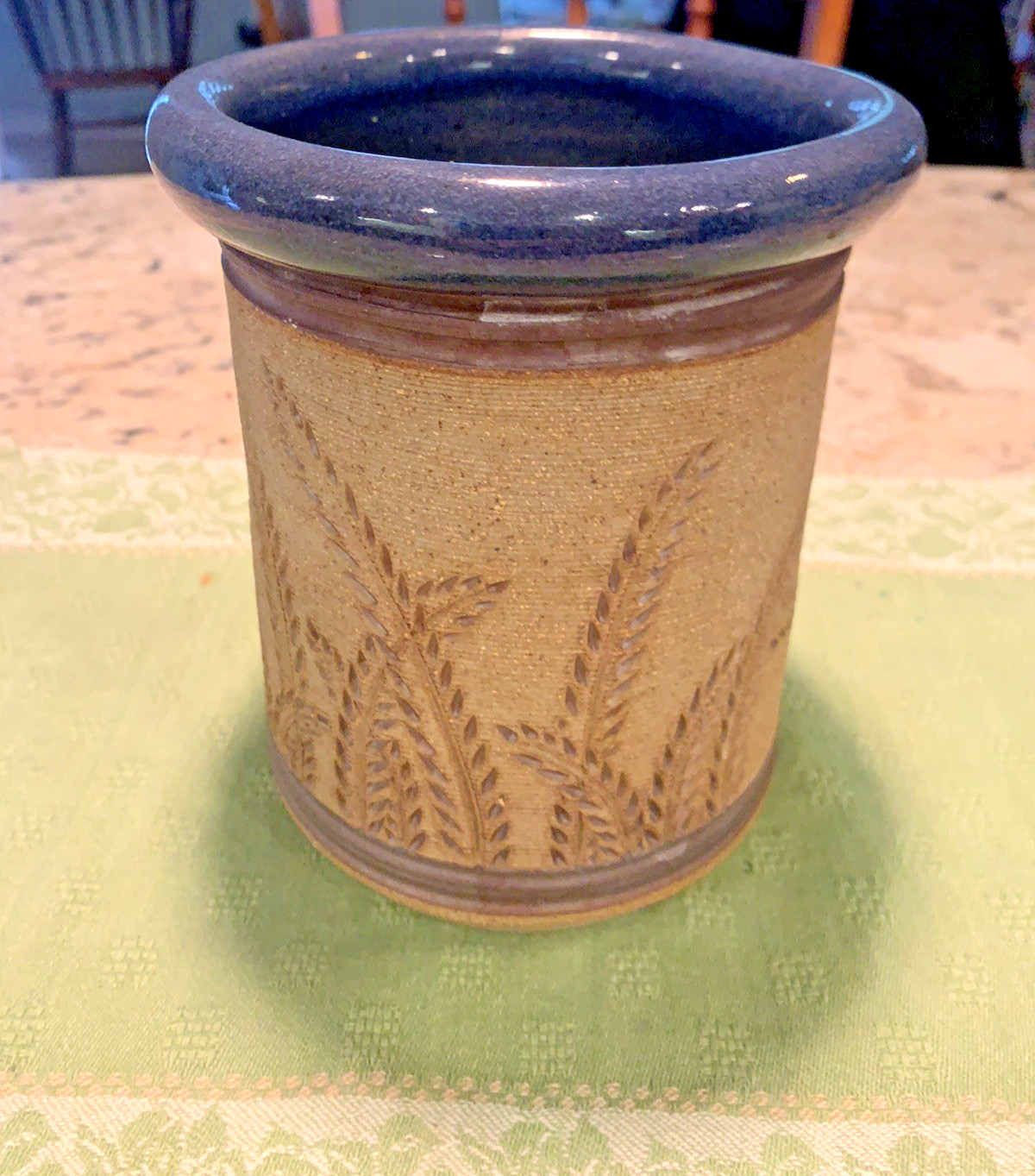 Signed Meredith studio stoneware art pottery Vase handmade 80’s 6.5 inches tall