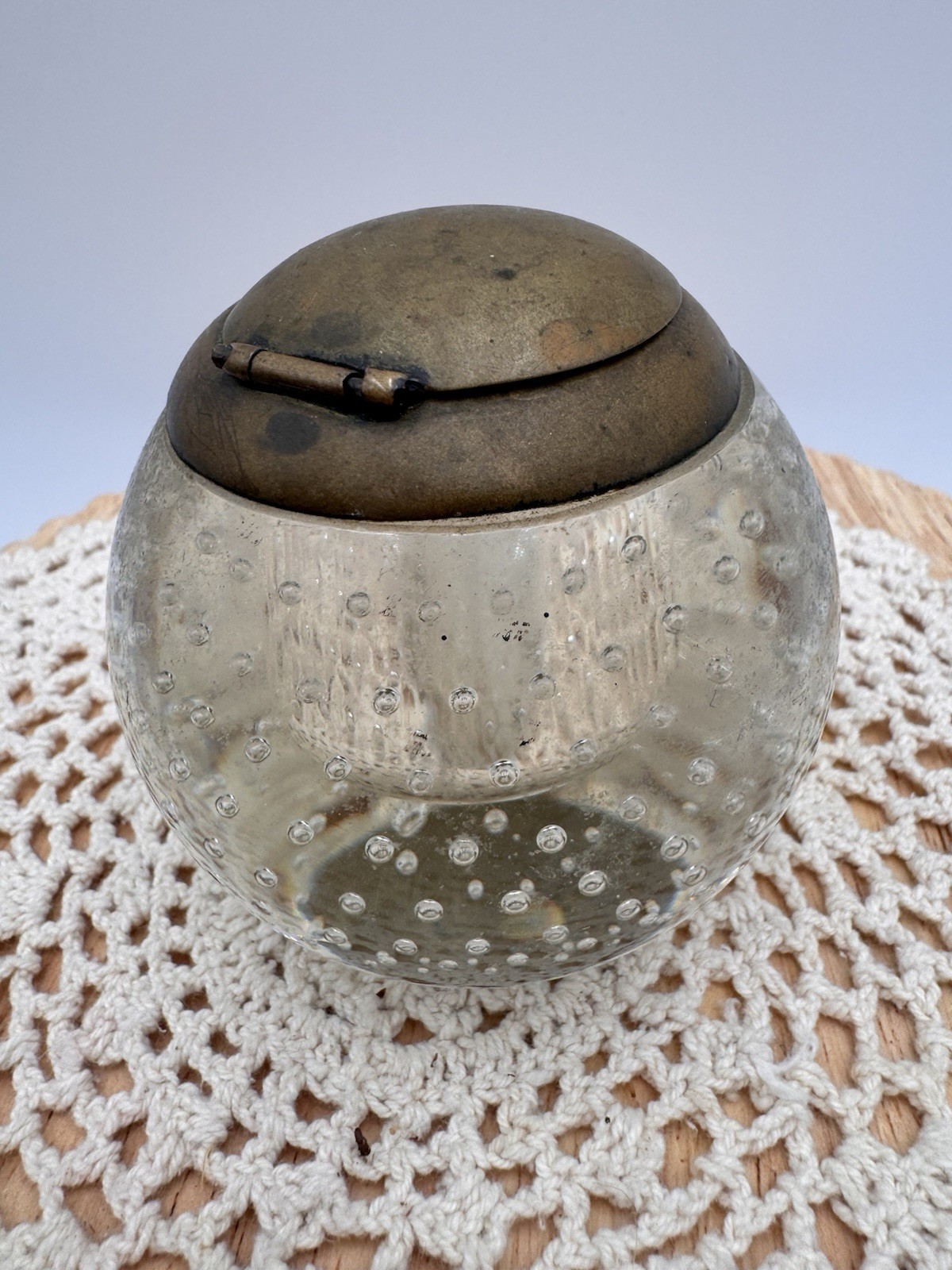Vintage 1960s Art Glass Paperweight Bullicante Controlled Bubbles 4”