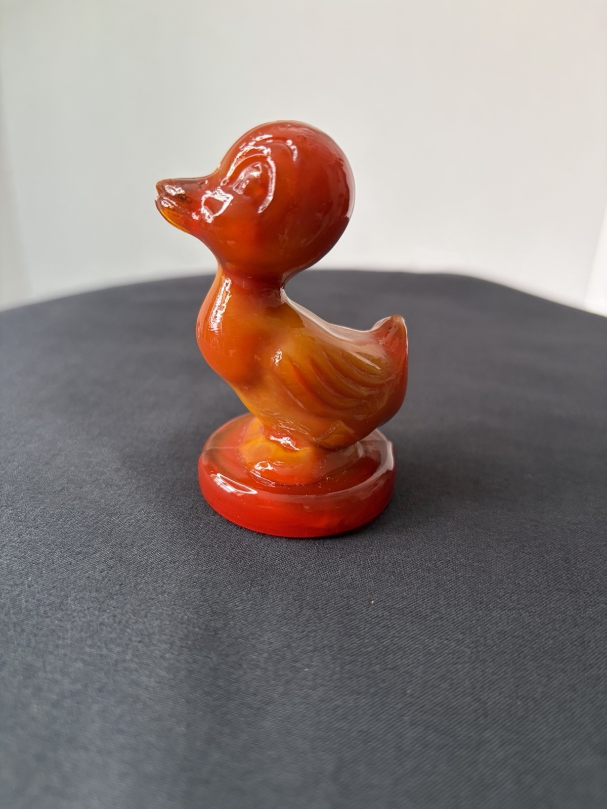 Debbie The Duck Boyd Glass UV Glow Excellent Condition 3” Tall Red Orange