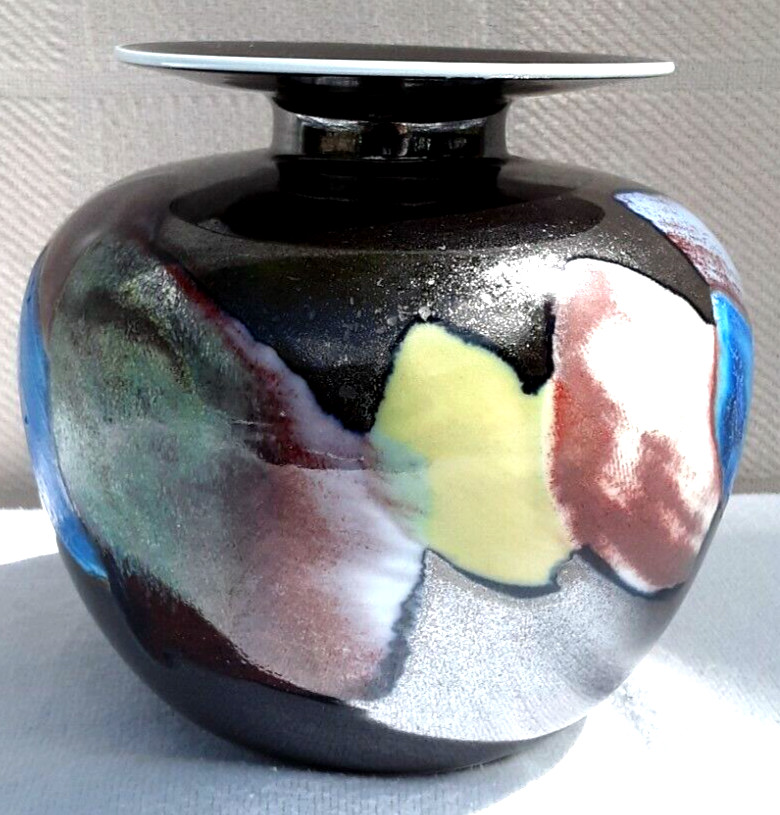 Studio Art Vase 5 1/4″ tall signed MAR