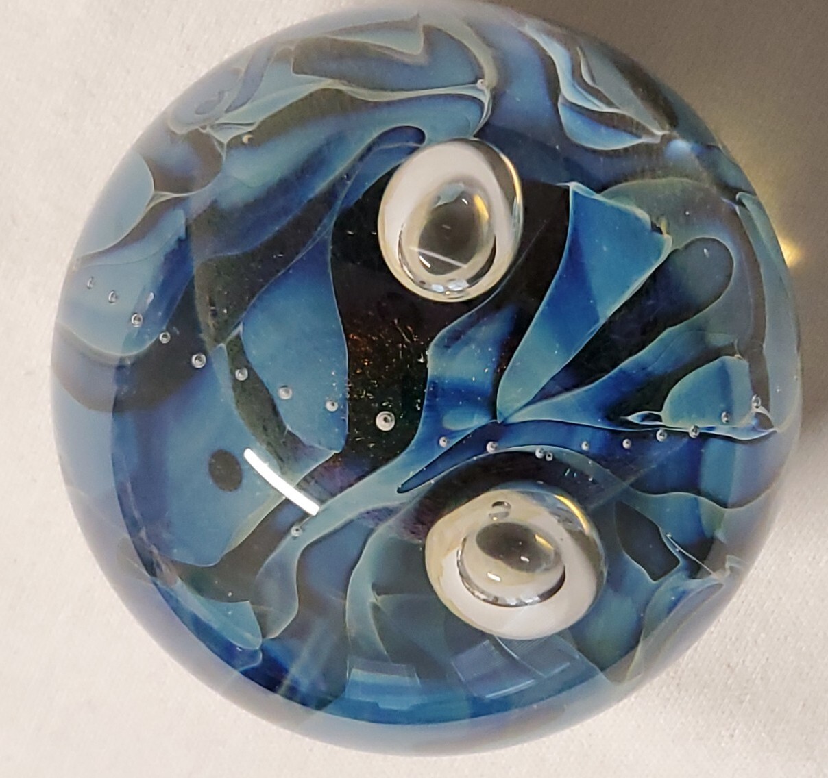 Robert Eickholt Signed 1988 Art Glass Paperweight 4″ Diameter 4lb 2oz Pre-owned