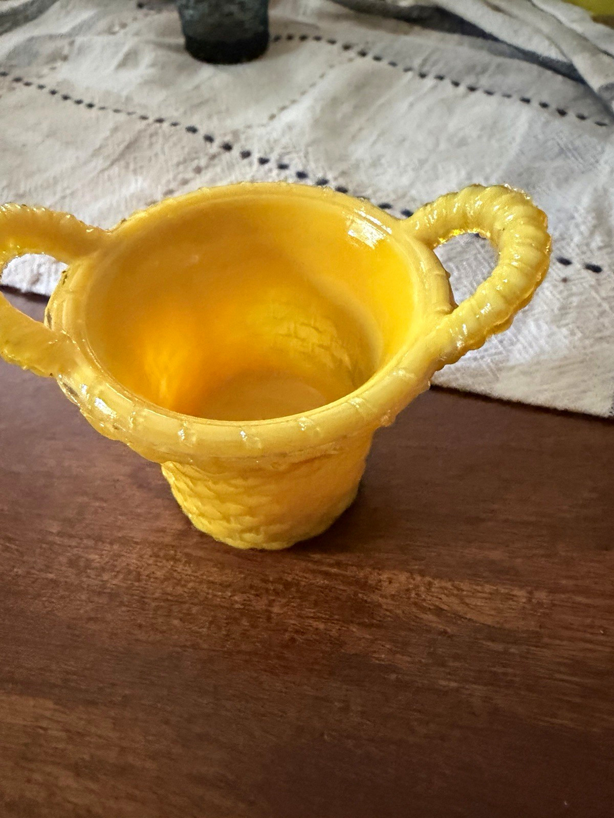 Boyd Yellow Glass Basketweave Double Handle Vase UV Reactive Blacklight Glow 2in
