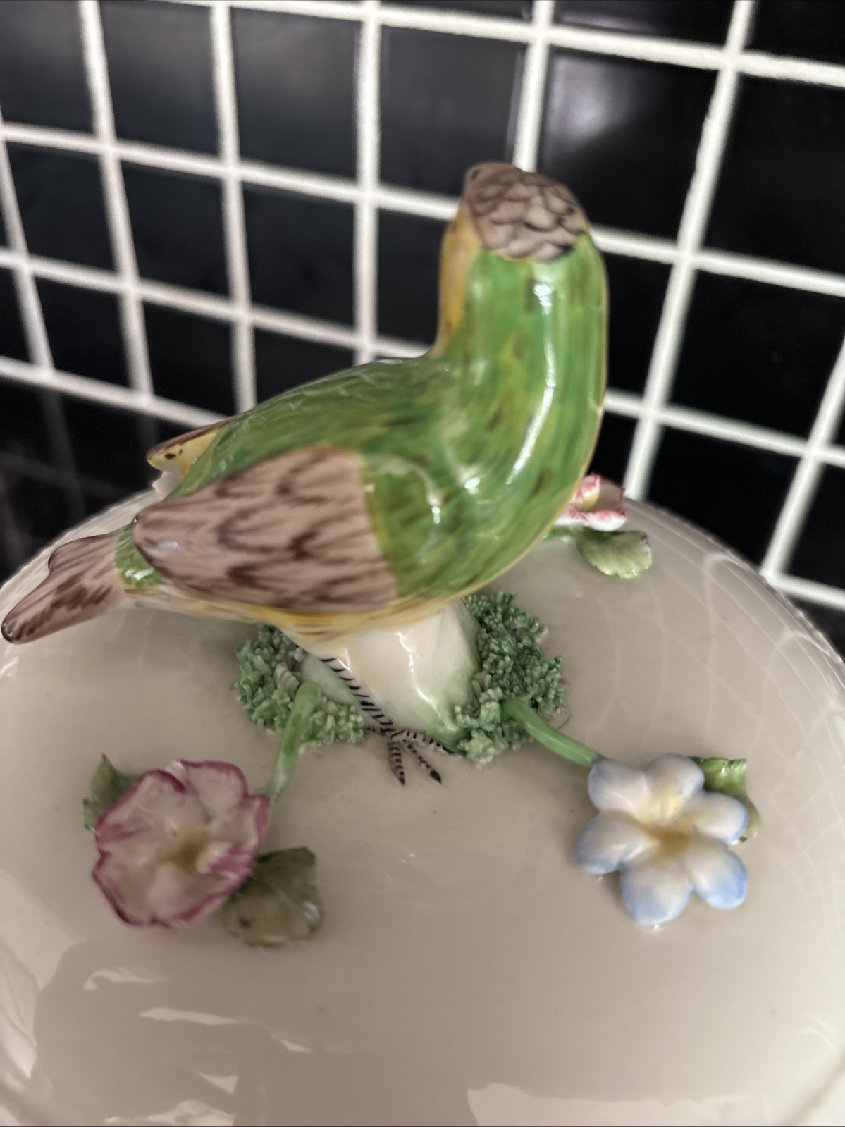 Vintage Zaccagnini Italy Porcelain Bird Trinket Box / Lidded Dish, Hand Painted
