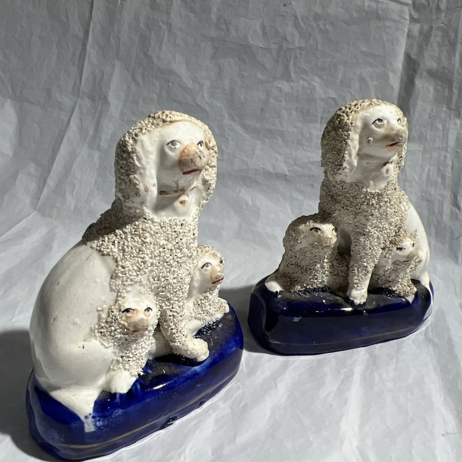 Rare 19C English Staffordshire Textural Hunt Spaniel White Mantle Dog Pair 5”
