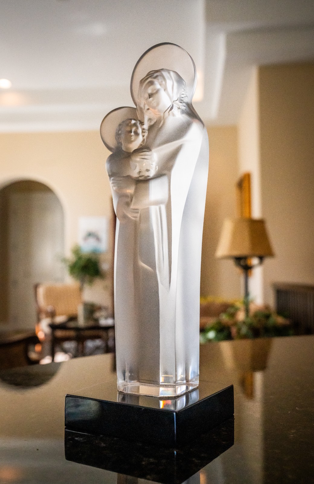 Lalique France Crystal Madonna & Child/Virgin Mary & Baby Jesus 14.25″ Figurine