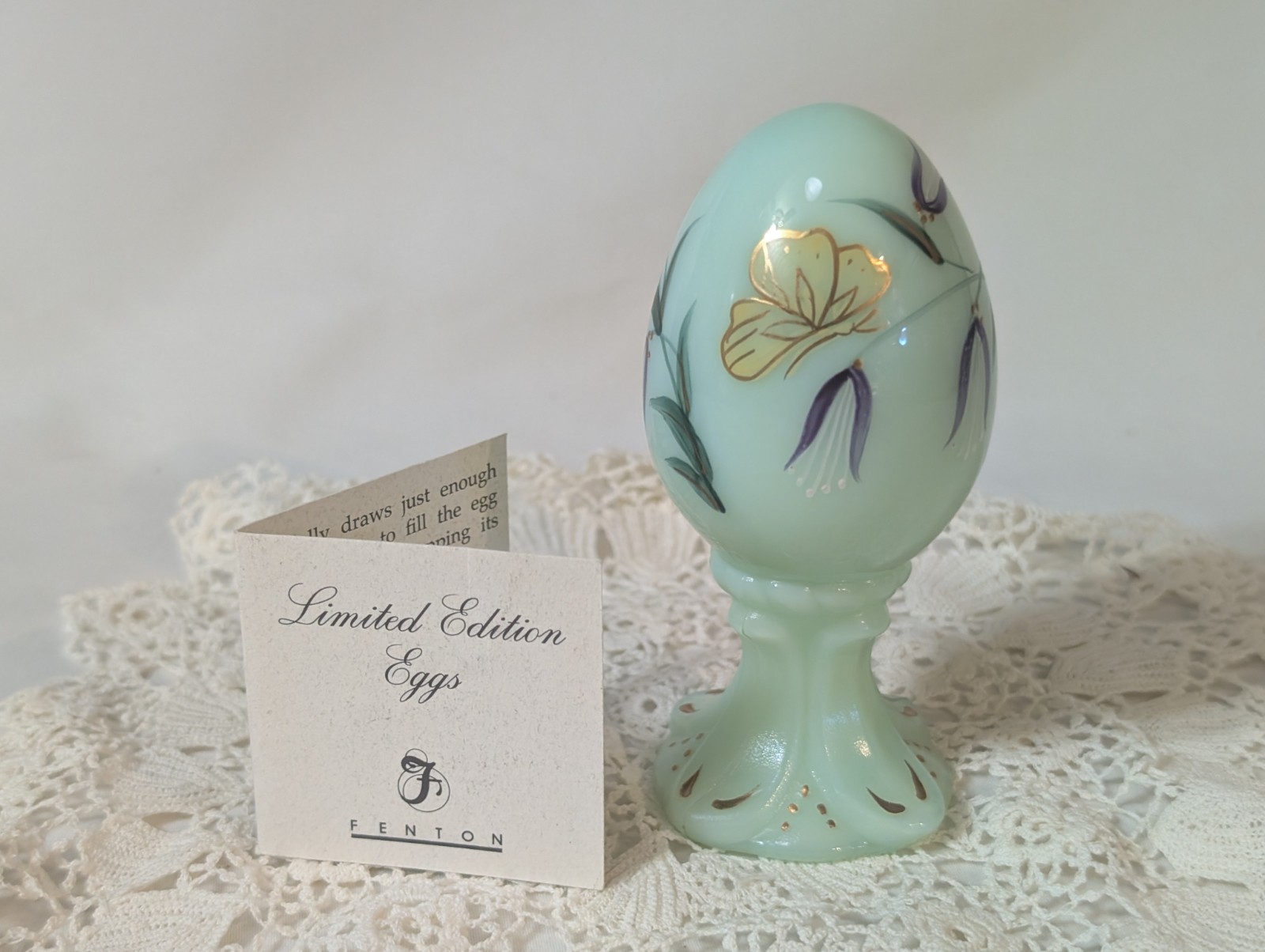 Vintage Fenton Jadeite Glass Egg Limited Edition #949/3000 Signed By D. Robinson