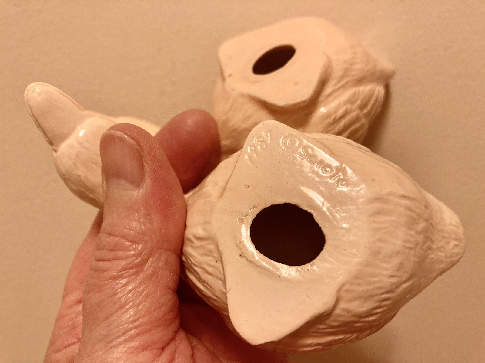 Very Curious Nosy Ducks 5-3/4” Lg x 2-1/4” x 1-3/4” tall 2 Snoopy Ducks Ceramic