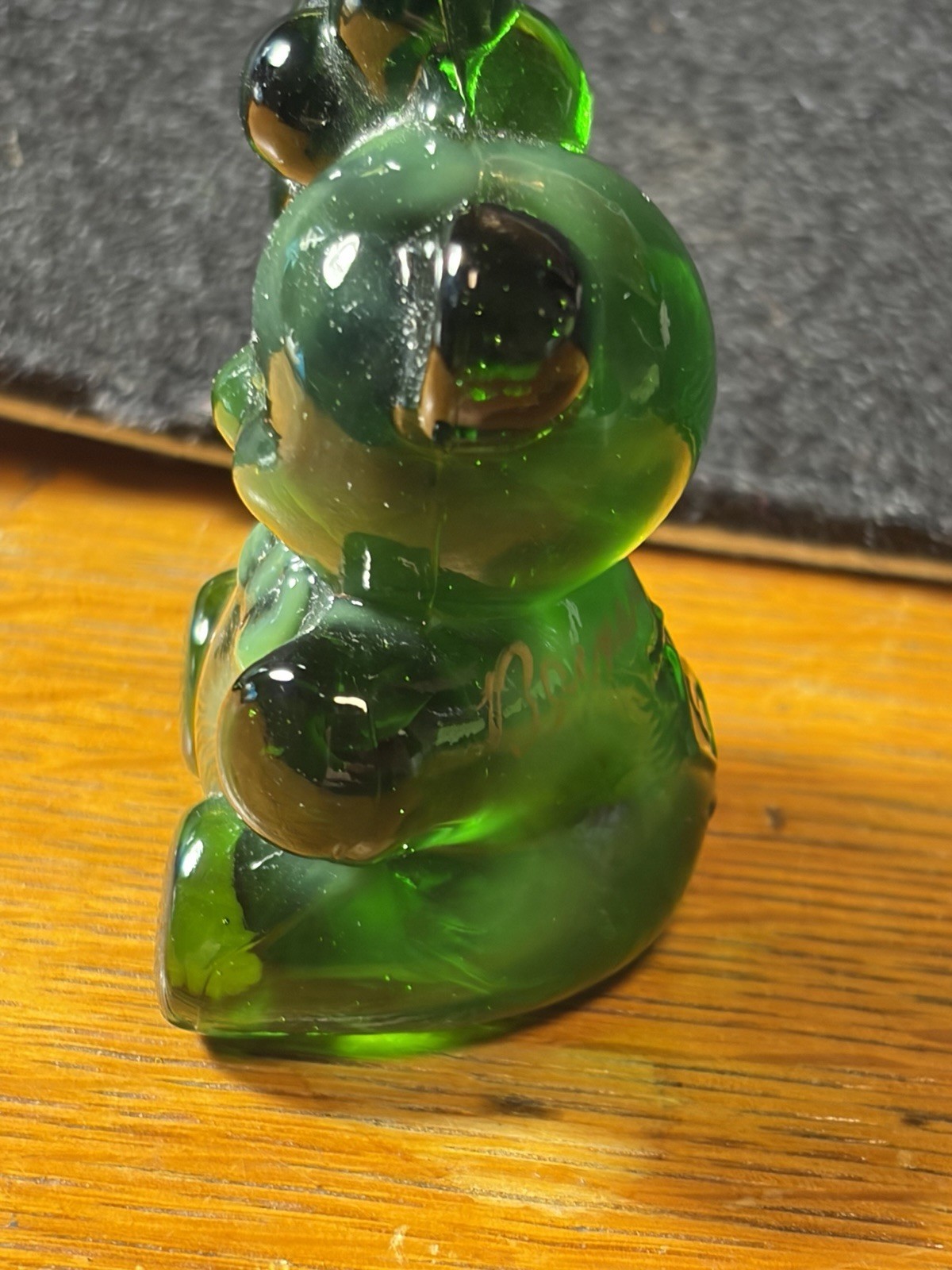 Boyd’s Crystal Art Glass PATRICK THE BEAR Green Signed By Bernard Boyd