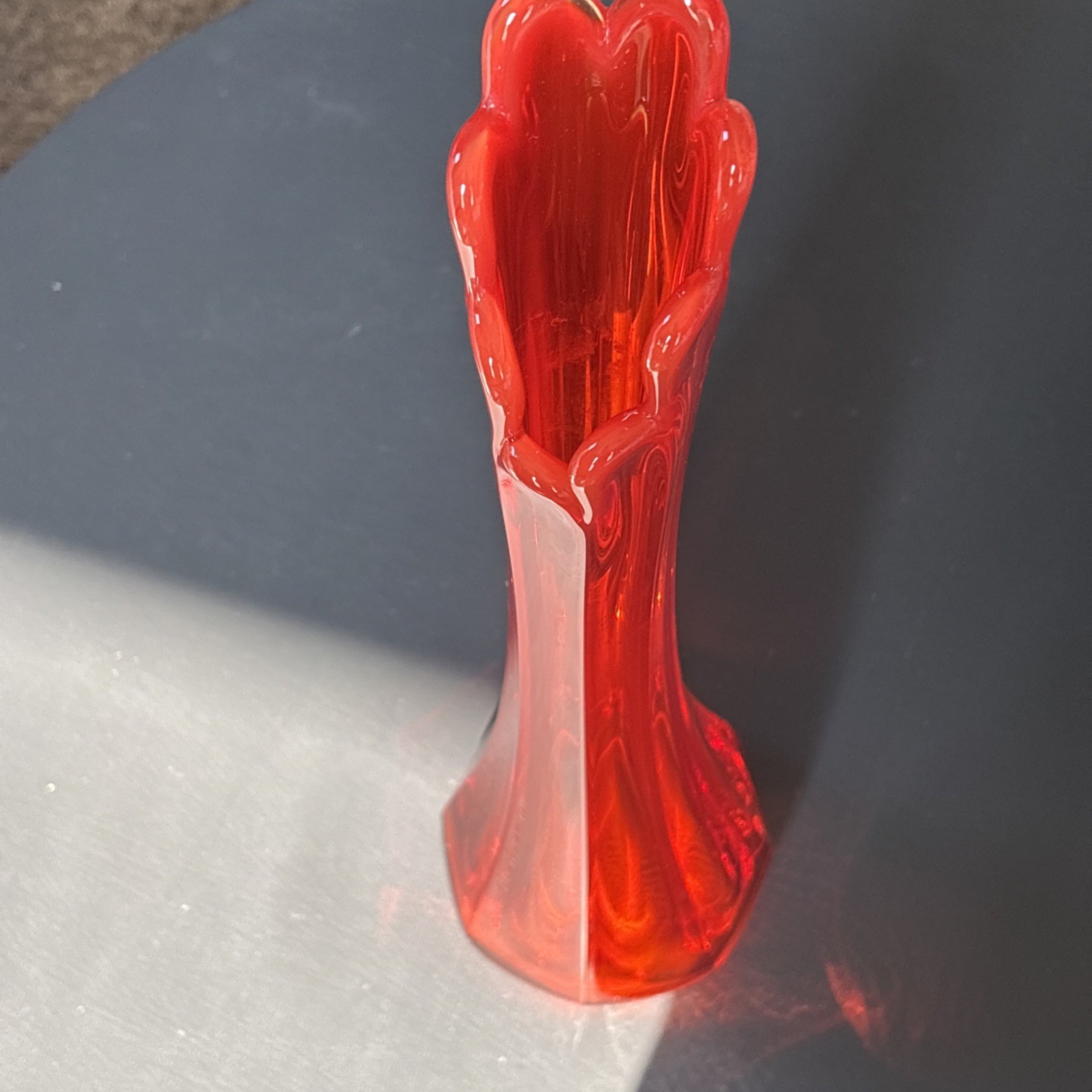 Vtg MCM LE Smith Amberina Panel Swung Glass Vase 16 inches 1960-70’s