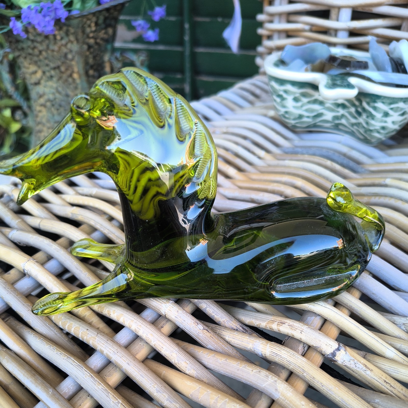 HAND BLOWN Green HORSE Rainbow Art Glass VINTAGE 6″ Wide 3 1/2″ Tall 2 1/4 Thick