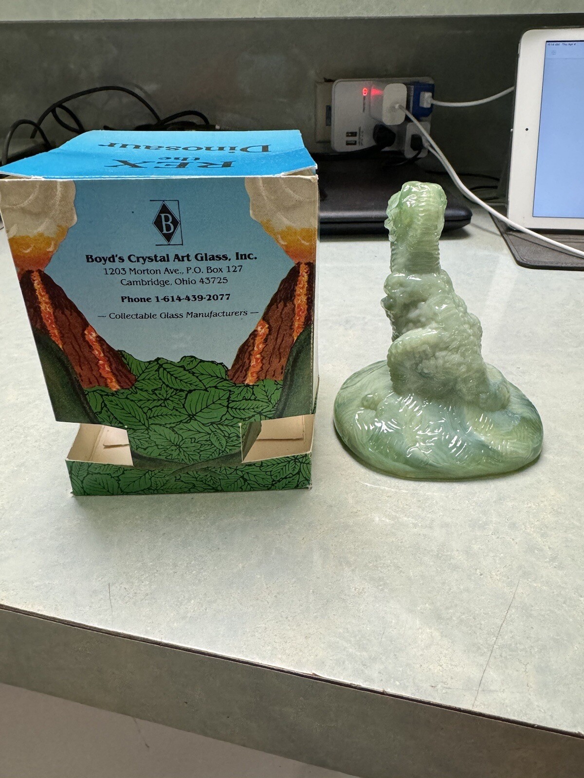 Boyd’s Crystal Art Glass Rex The Dinosaur – Green Slag Glass – Original Box