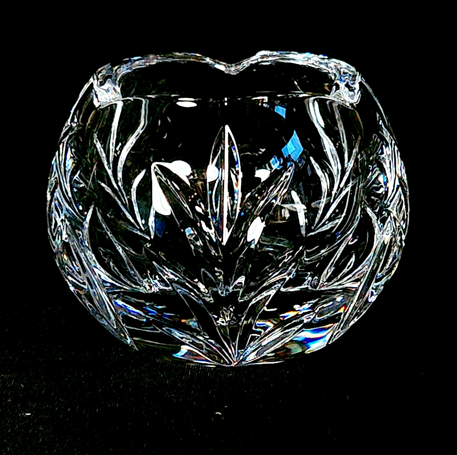 ROGASKA RICHMOND VOTIVE CANDLE HOLDERS, Cut Lead Crystal, 3″, 2PCS