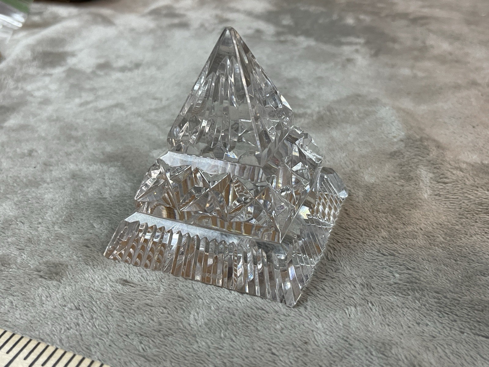 Vintage Waterford Crystal Pyramid With 3 Different Cuts Paperweight ( flaw )