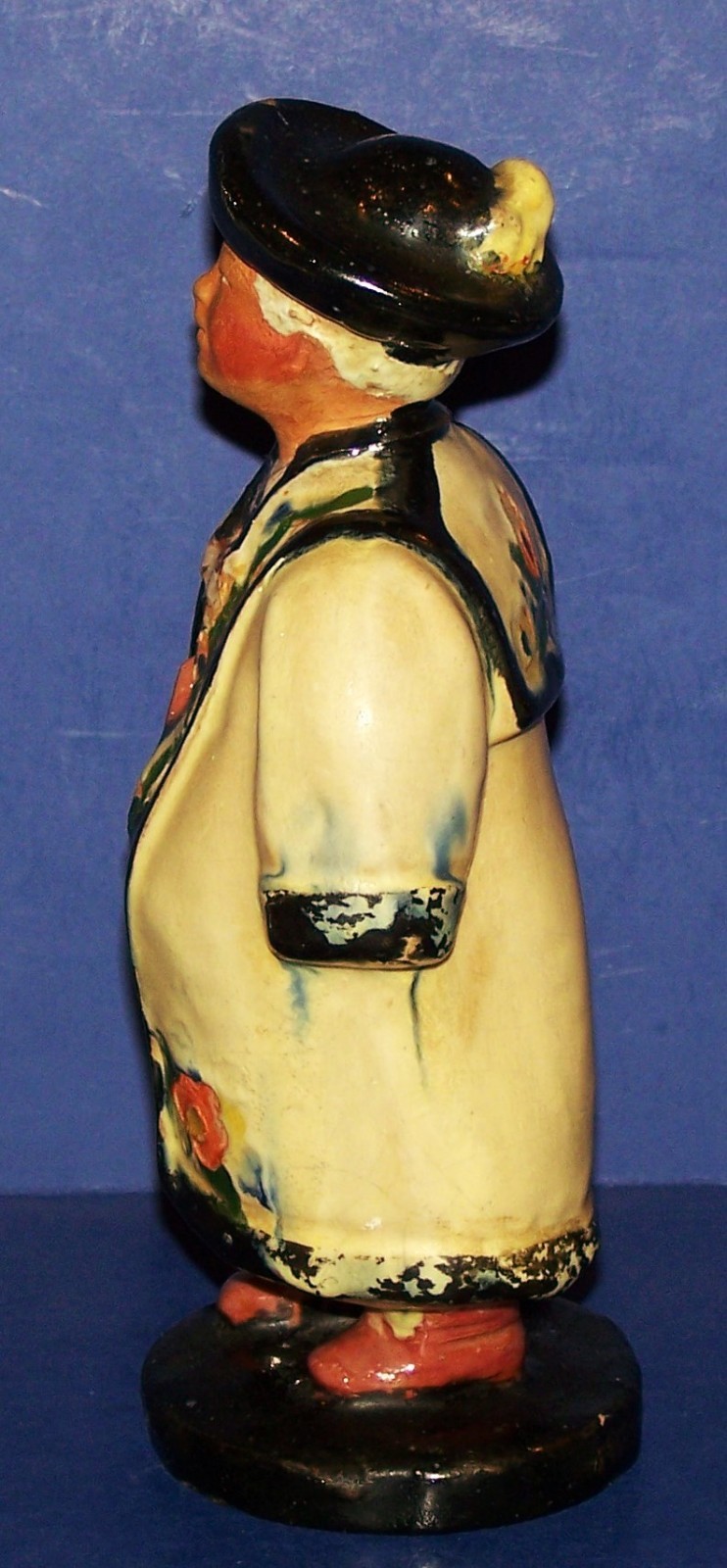 WONDERFUL VINTAGE SZECSI KERAMIA BUDAPEST TERRACOTTA MAN/BOY 7 3/8″ FIGURINE