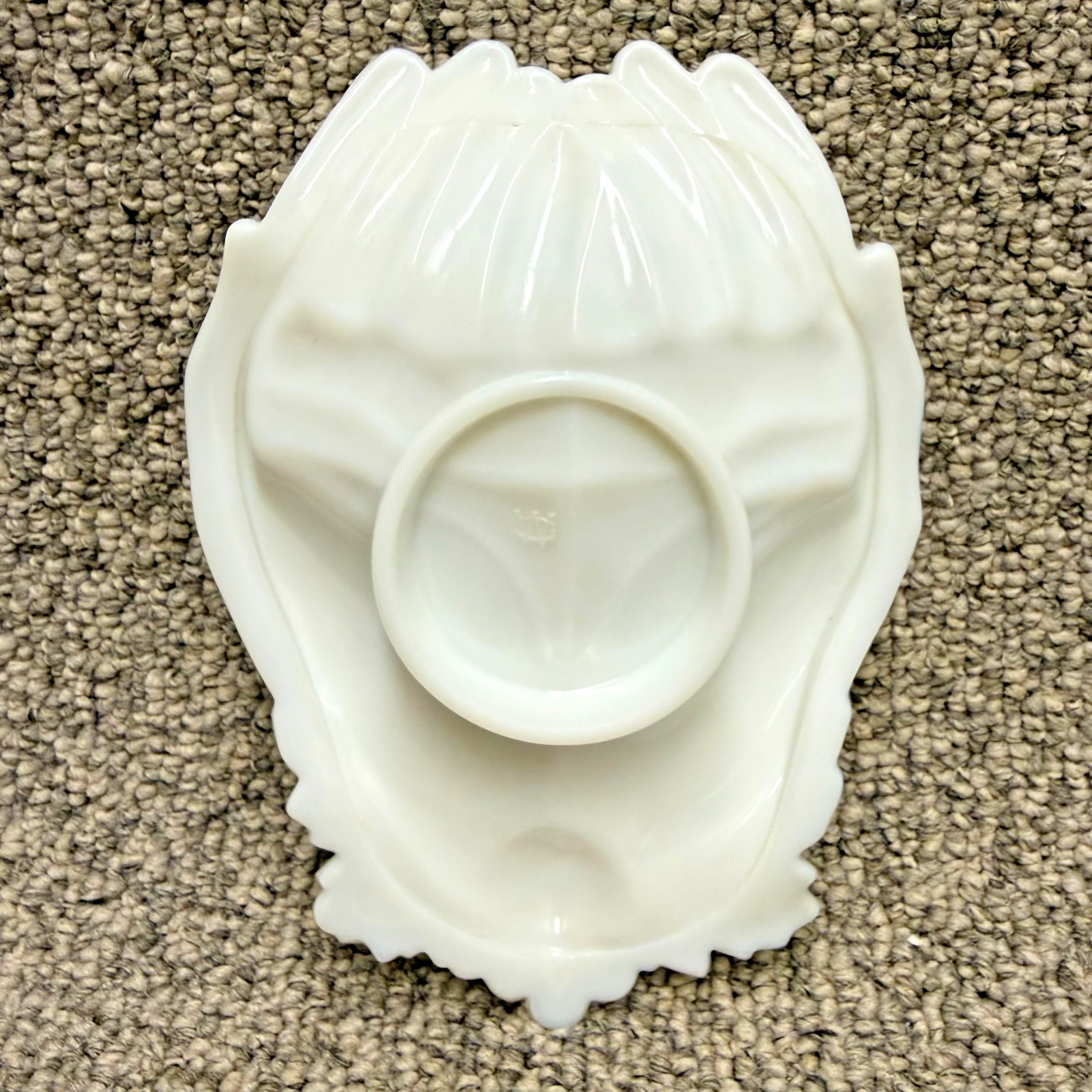 Vintage Westmoreland Glass “Queen Victoria’s Hands” Soap Dish/Trinket Holder
