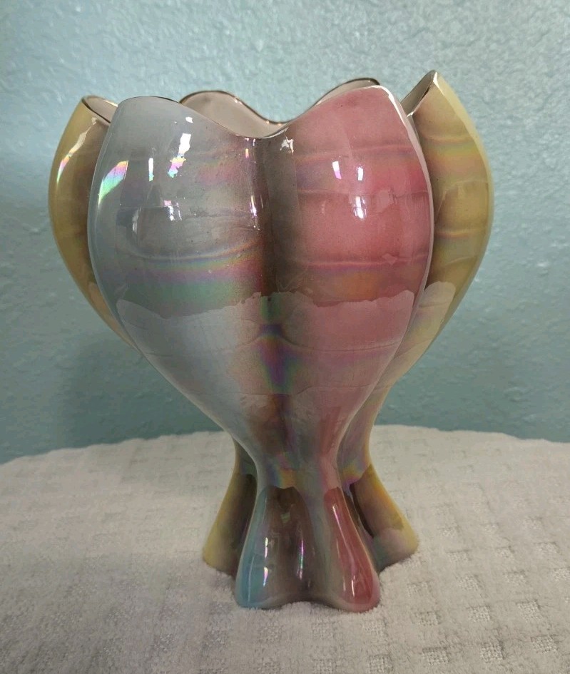 Mid Century Art Deco Sicas Sesto Fior Art pottery ceramic vase Italy pastel 9″