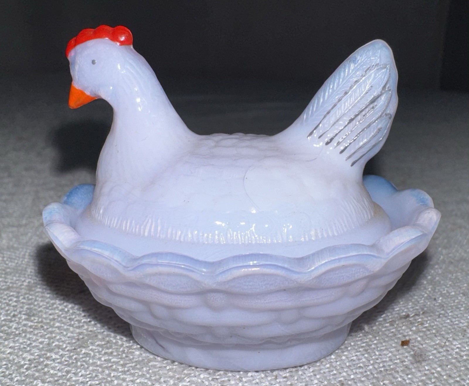 Boyd Glass Chick Salt HEN on NEST Mini HON #140 Pale Orchid Hand Painted Chicken