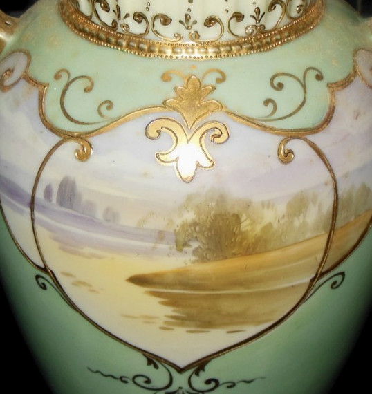 ANTIQUE NIPPON DOUBLE HANDLE LARGE VASE GOLD GILDING PAINTED COTTAGE LAKE SCENE