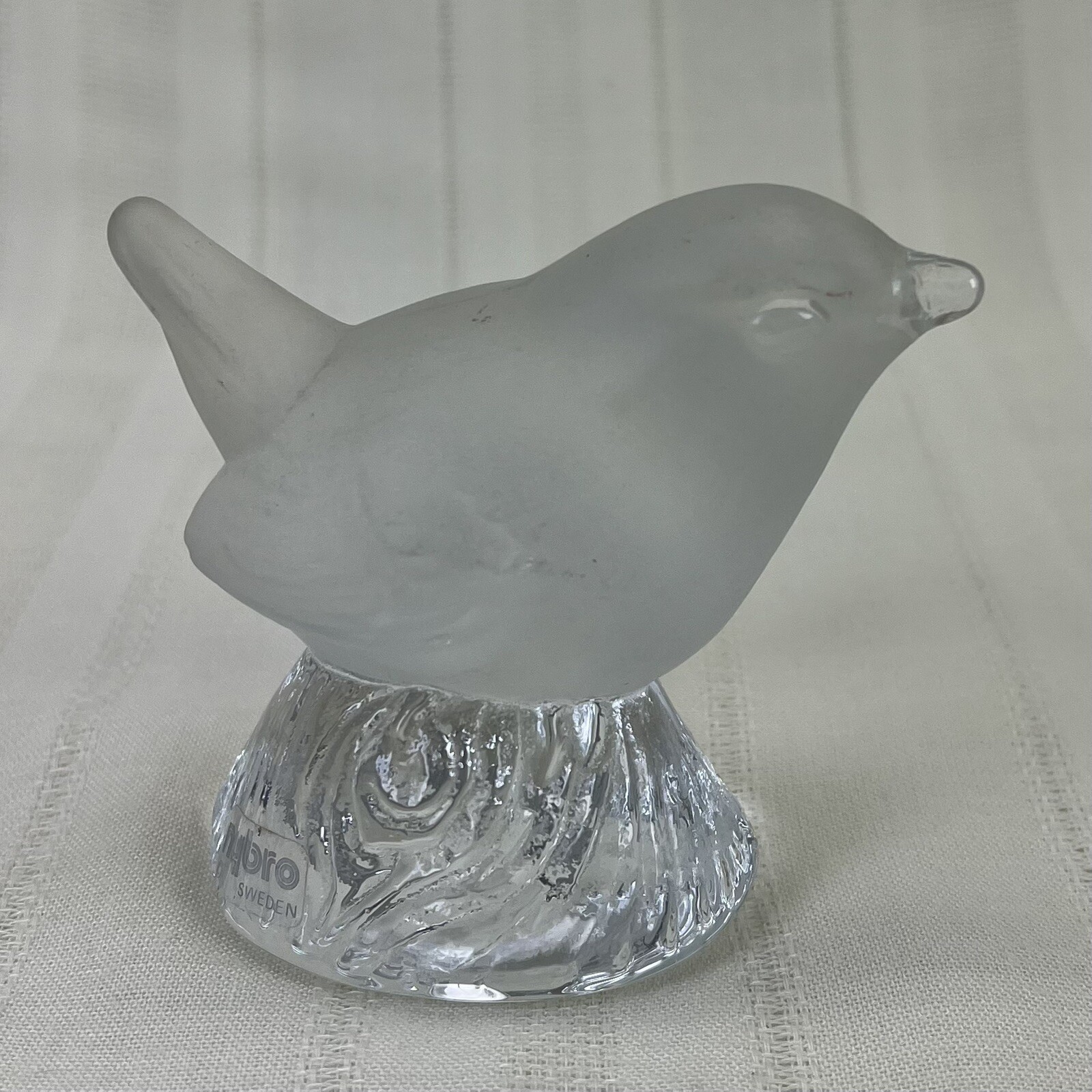 Vintage Nybro Frosted Glass Bird Figure 1985 Crystal Sparrow Paperweight Sweden