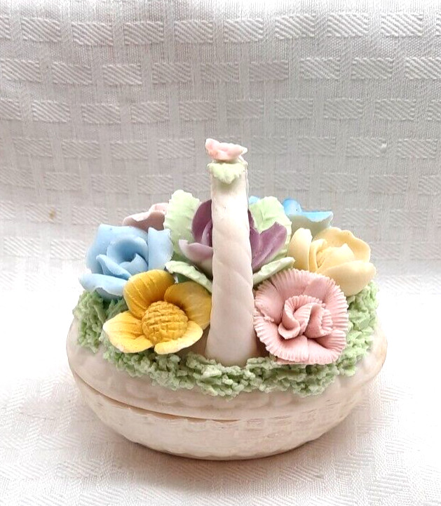 Three Vtg. Small Porcelain Baskets /Trinket Box -Japan – Signed Pastel Floral