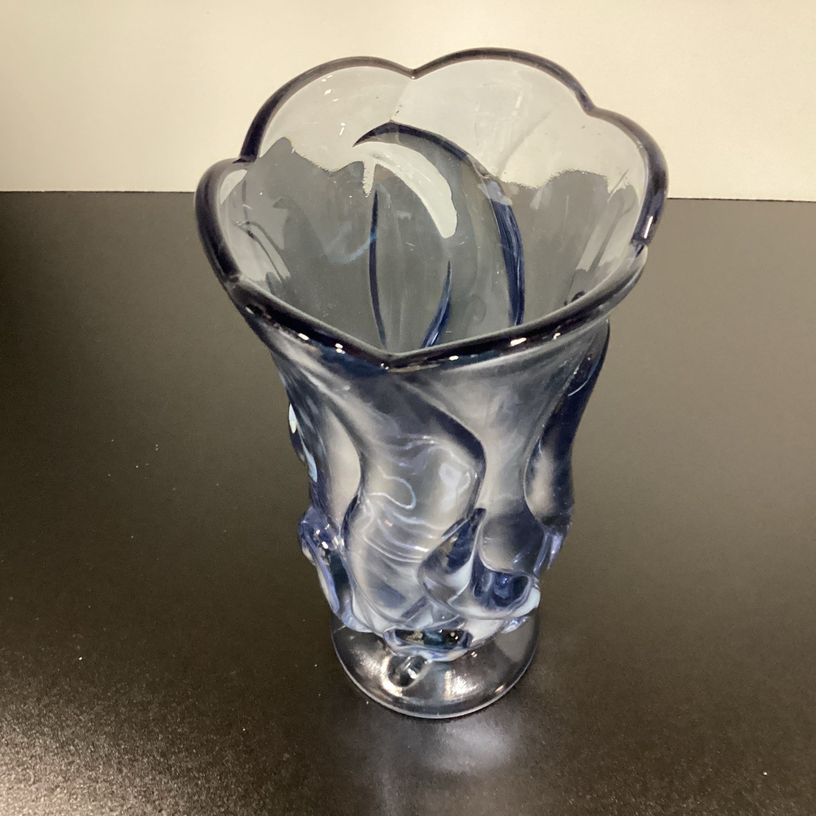 VTG RARE Fenton Art Glass Glass In Wisteria (“Alexandrite”)Lavender To Blue