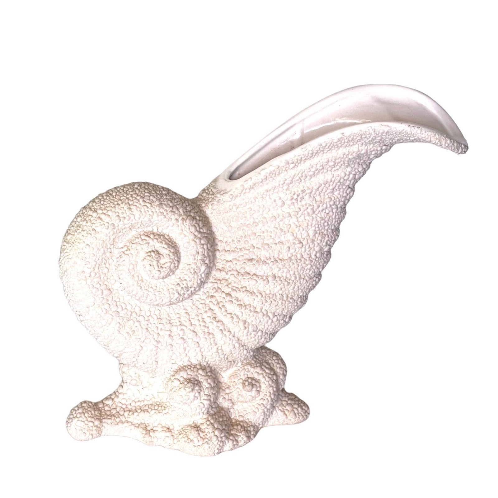 Vintage 1998 Royal Haeger Nautilus Shell Cornucopia Vase Texture Off White 235-4