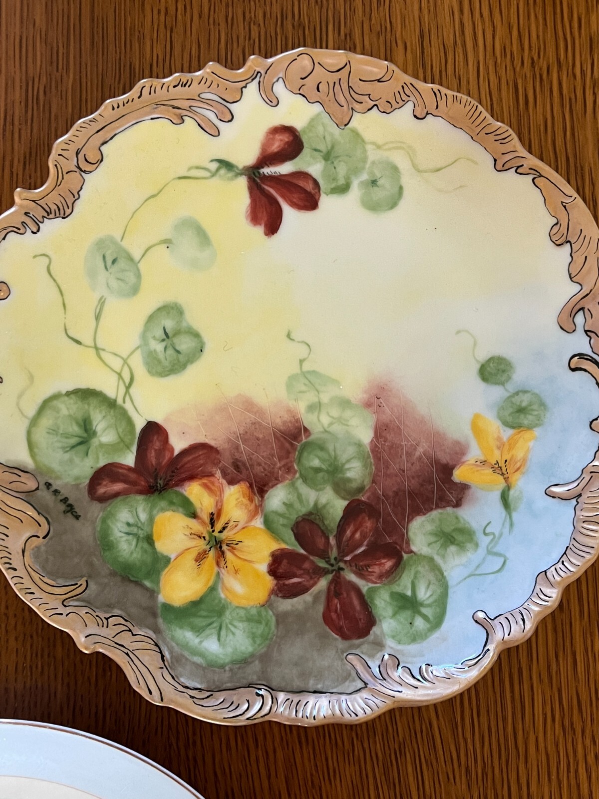 Vintage Lot of Hand Painted Yellow Daffodil Flowers Scalloped edge Rust & Taupe