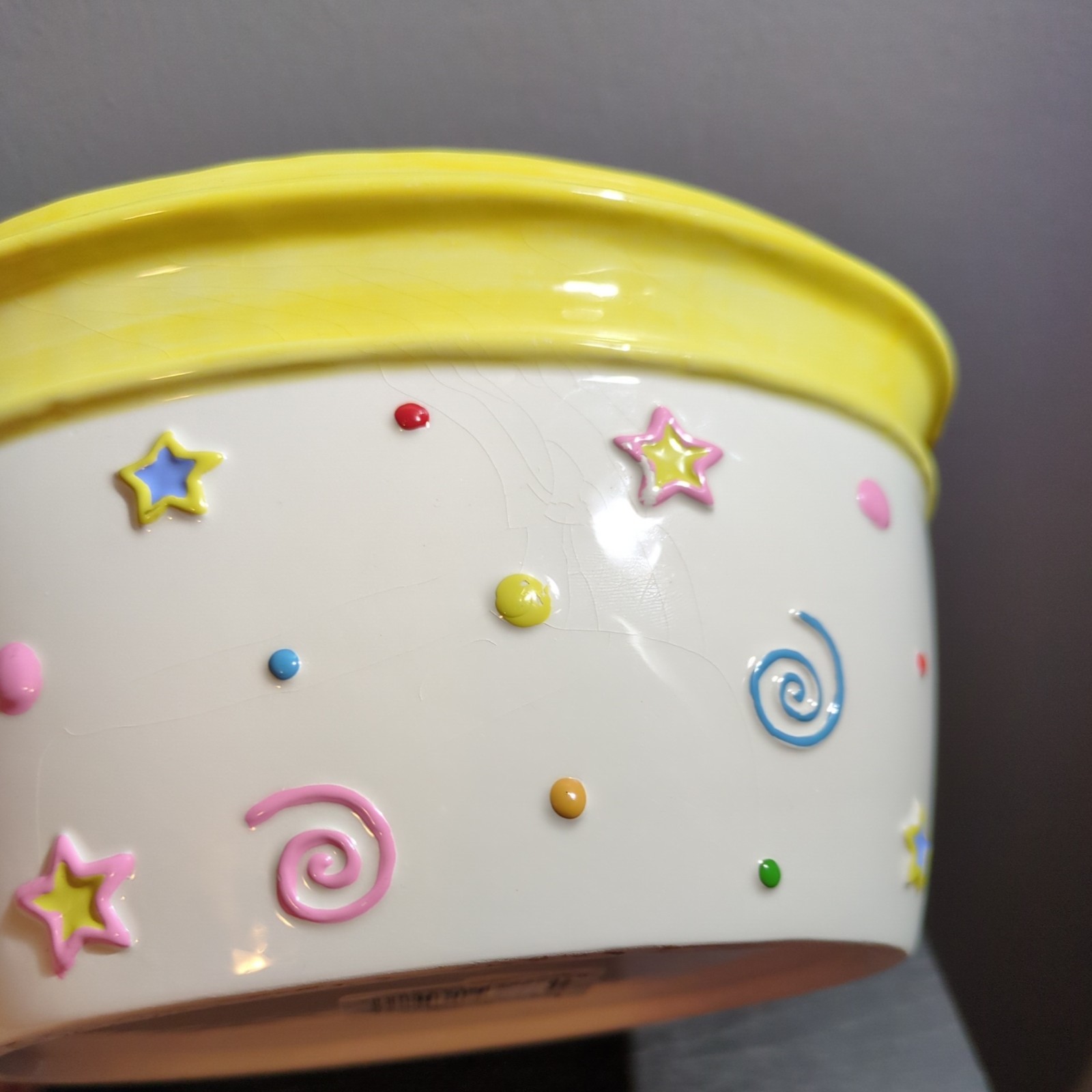 Vintage Napco Cupcake Celebrate Ceramic Planter Ice Cream Tub Shape (Defects)