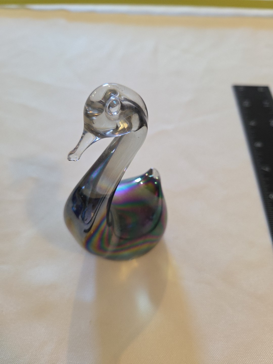 Vtg Rainbow Oil Slick Gray To Clear Hand Blown Glass Swan Paperweight 4”