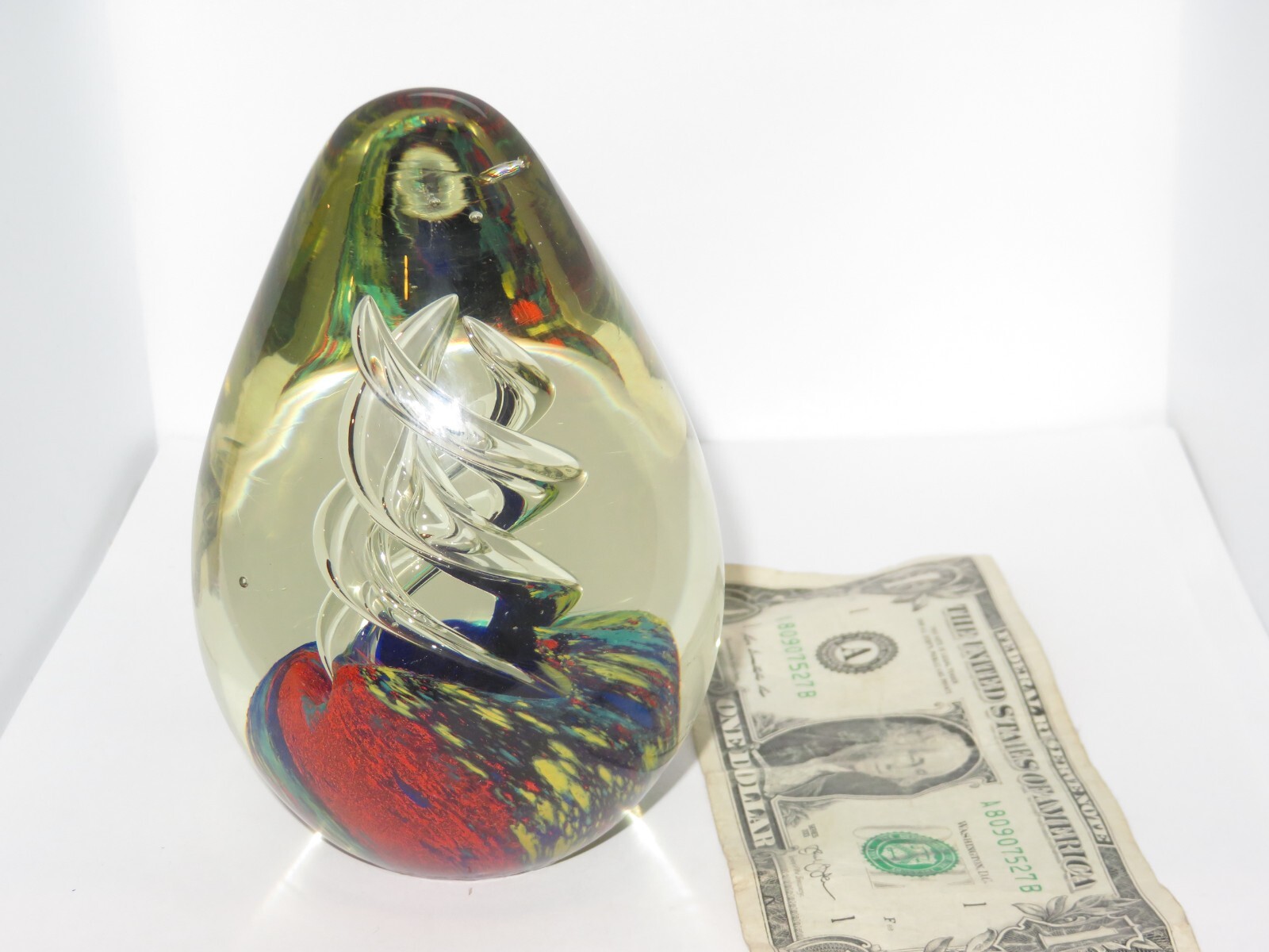 Glass Flower Paperweight Controlled Bubbles Vintage Art Glass (N803)