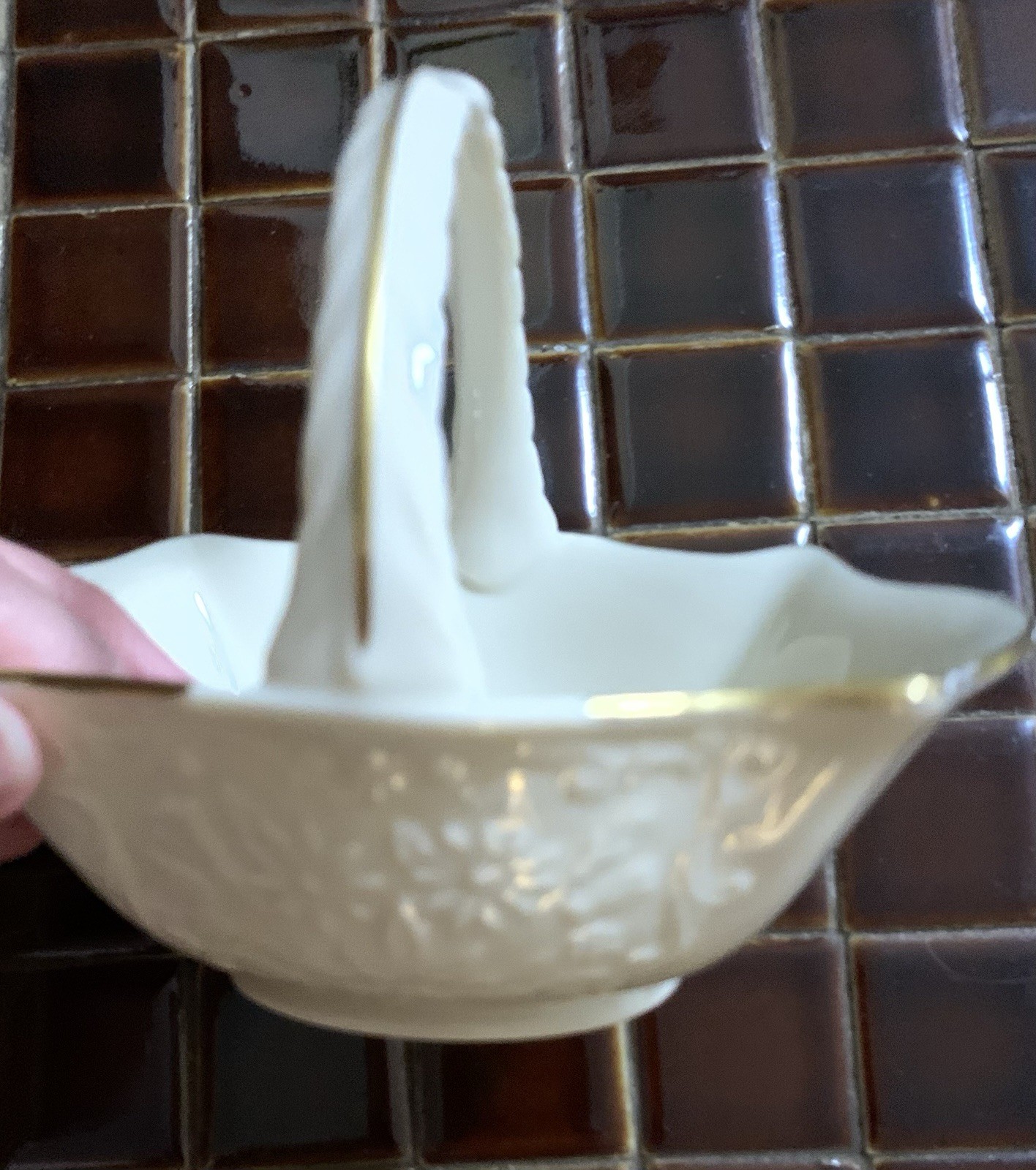 LENOX Nice Porcelain Trinket Basket. Made In The USA. Approx 6 x 4 Inches.