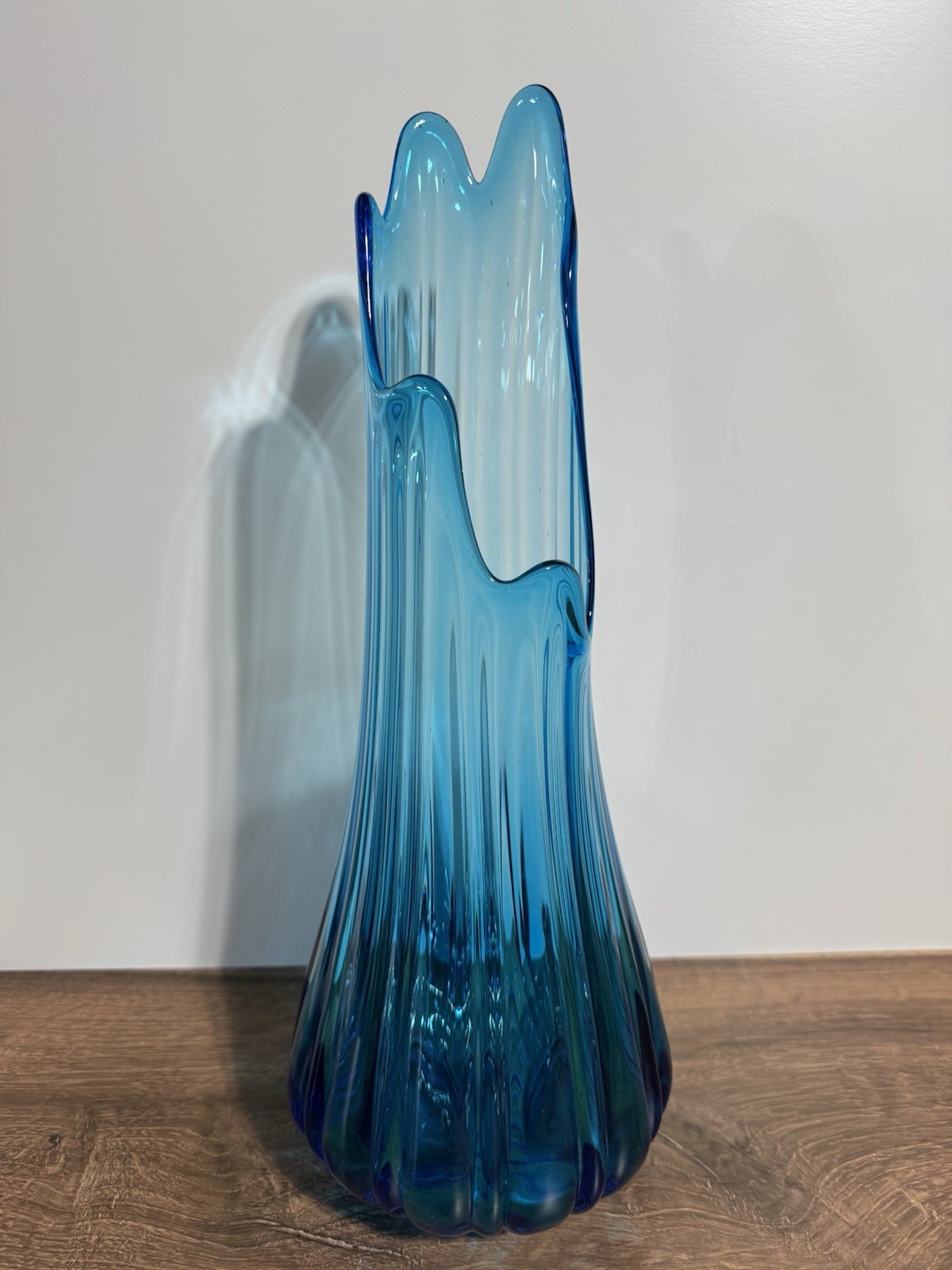 Vintage MCM LE Smith peacock blue swung glass vase 6.75” fat bottom ribbed 17.5”
