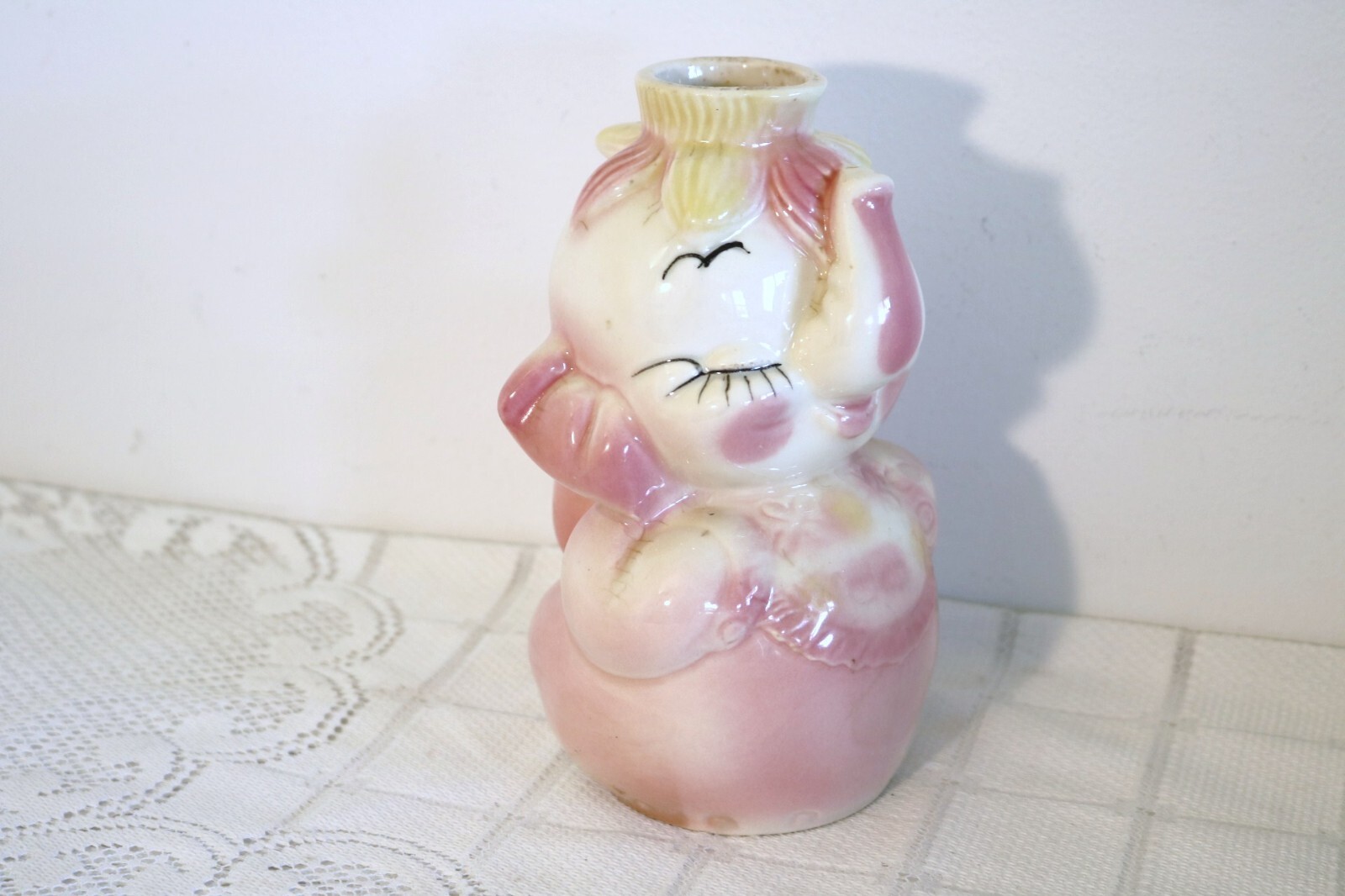 LEEDS HULL USA 7 5/8″h ELEPHANT POTTERY Decanter Bottle Vase NO CORK STOPPER