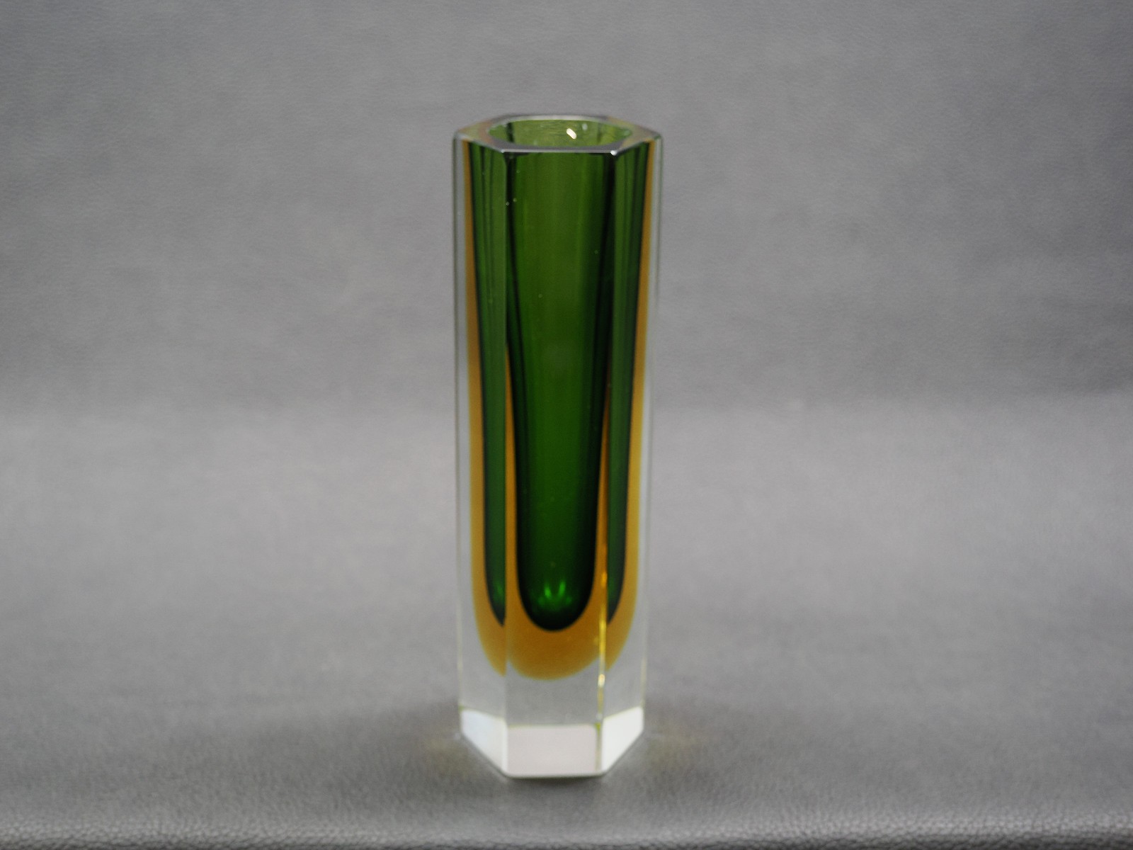 Mid-Century Modern Murano Mandruzzato Green & Yellow Clear Sommerso Vase