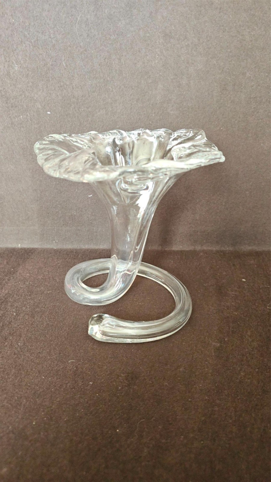 Vintage Hand Blown Art Glass Lily Vase Free Standing Clear 6.25″ Sculptural